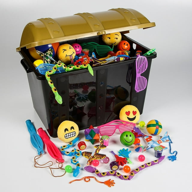 Plastic Treasure Chest With Toys - Party Favors - 500 Pieces