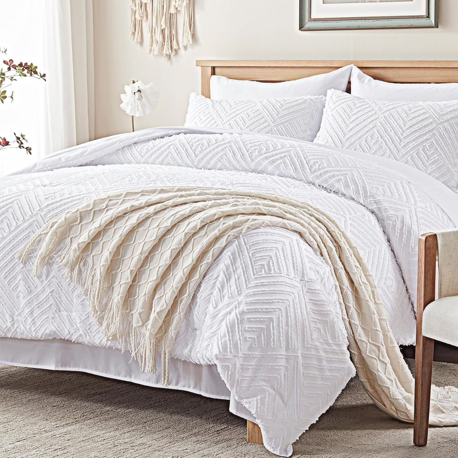 Queen Comforter Set 7 Pieces, White Tufted Bed in a Bag with Comforter and Sheets, All Season Boho Bedding Sets with 1 Comforter, 2 Pillow Shams, 2 Pillowcases, 1 Flat Sheet, 1 Fitted Sheet