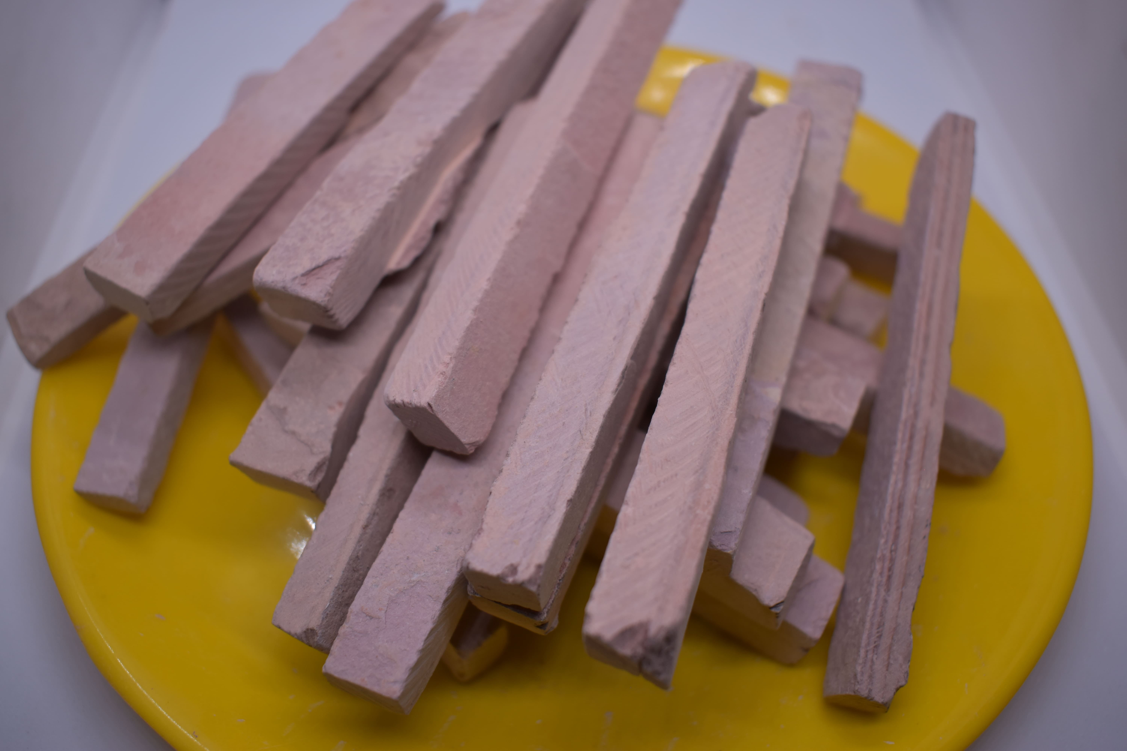 Red Slate Pencils 200 Grams