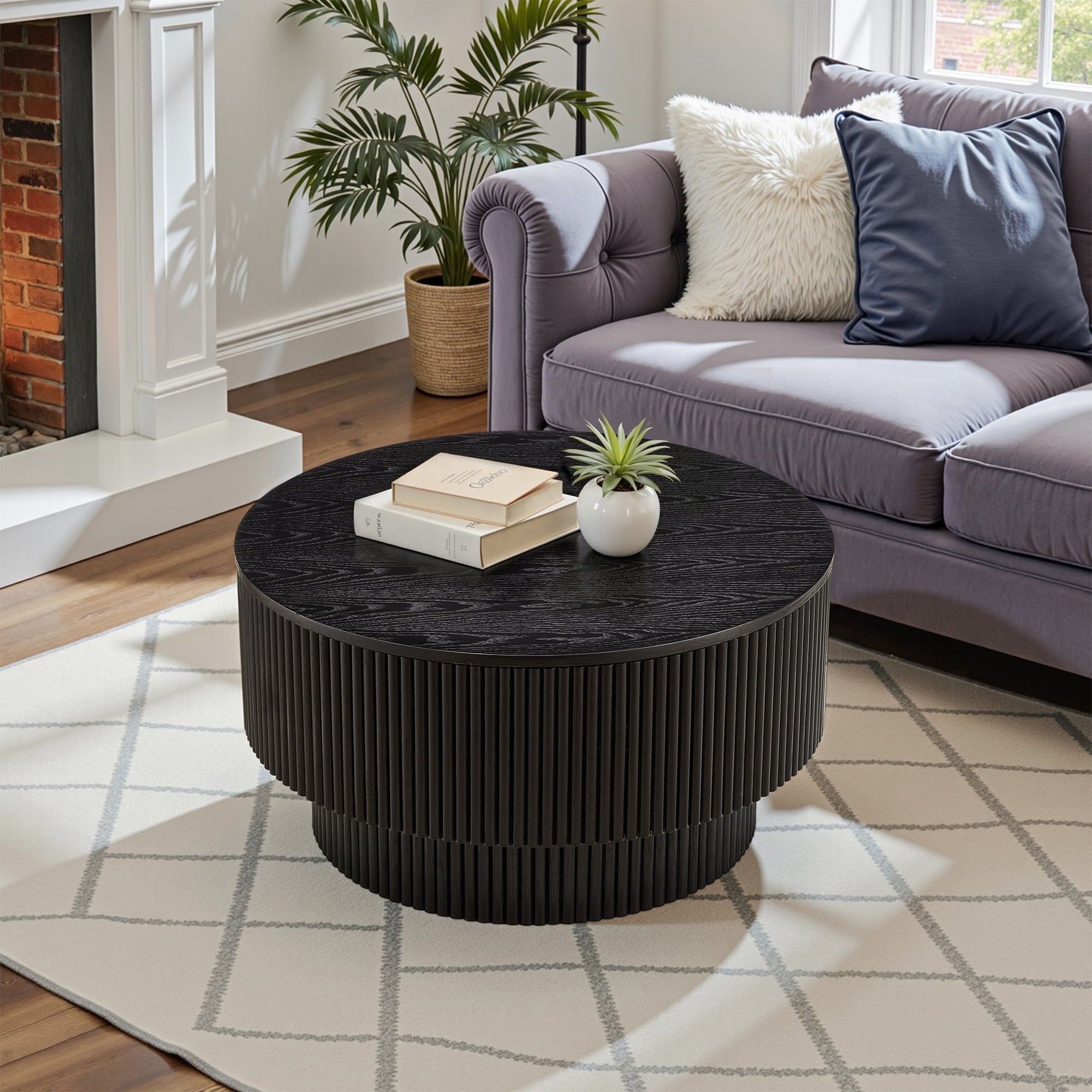 Round Coffee Table with Storage, Modern Wooden Coffee Table with Solid Wood Veneered, 31.5" Small Circle Center Table,Tea Table for Living Room,Home Small Space,Black