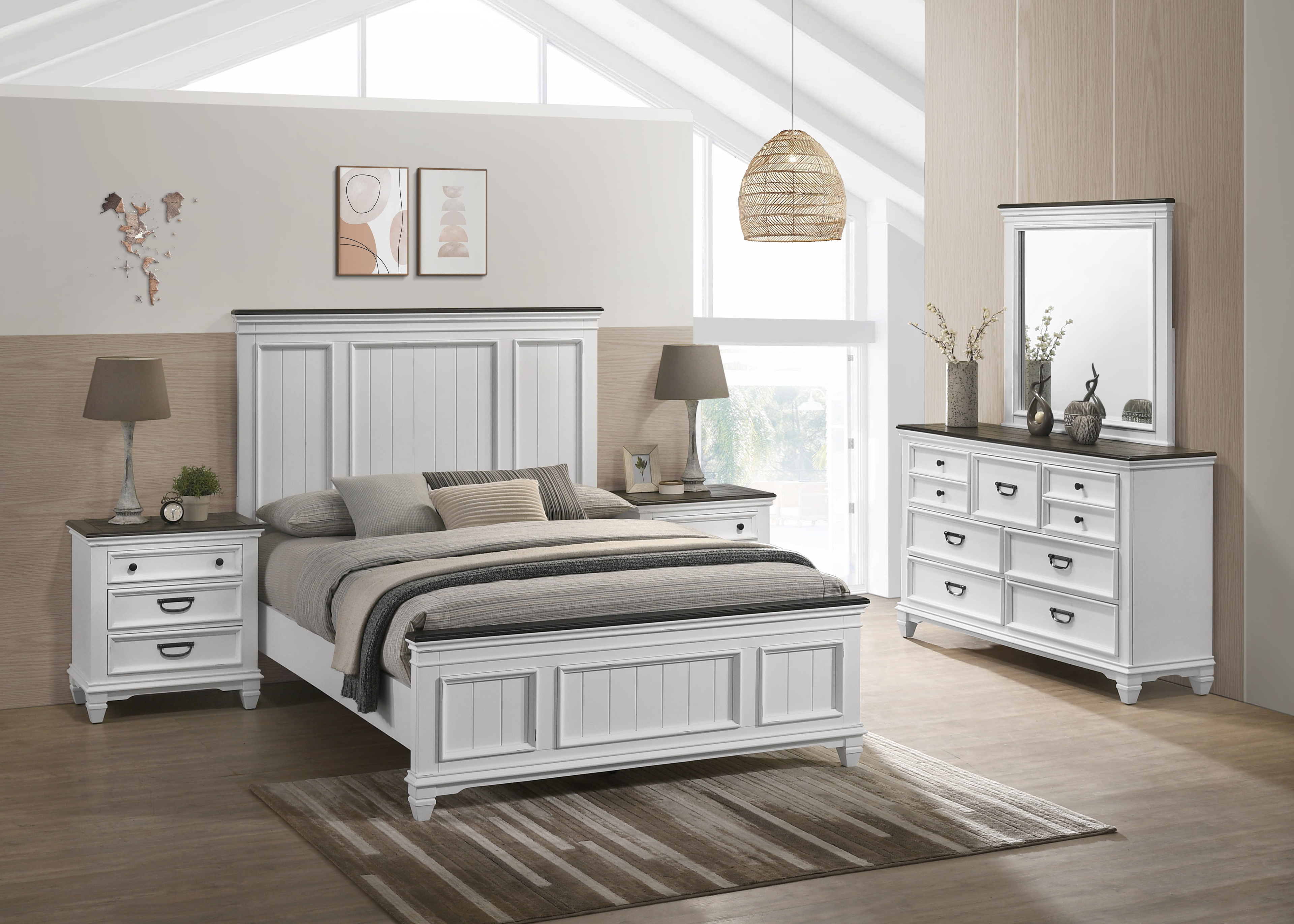 Roundhill Clelane Weathered White and Gray Finished 5-Piece Bedroom Set, Shiplap Panel Queen