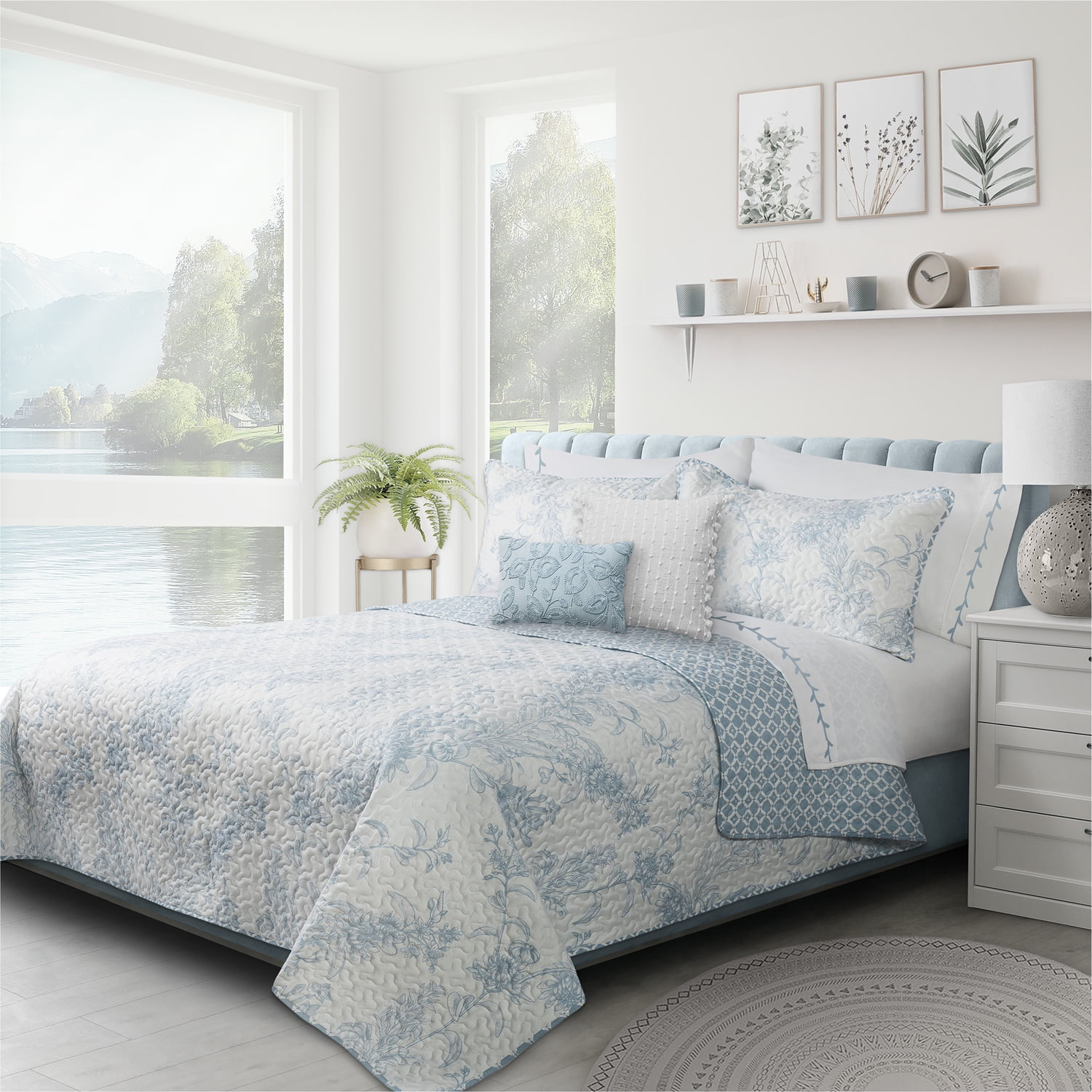 S & Co. Dream Blue Microfiber Quilt, Queen - Hypoallergenic (3 Count)