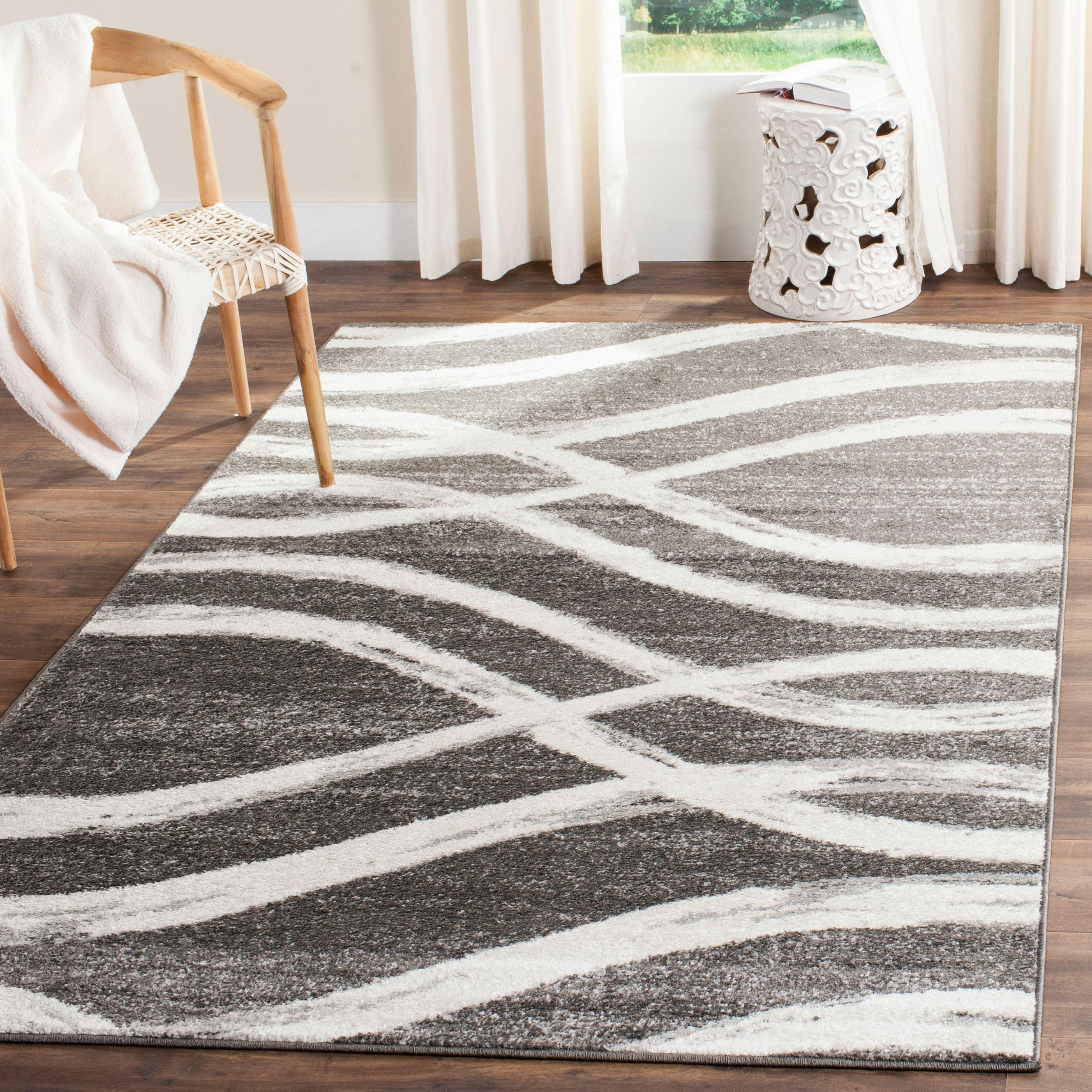 SAFAVIEH Adirondack Isidor Geometric Area Rug, Charcoal/Ivory, 11' x 15'