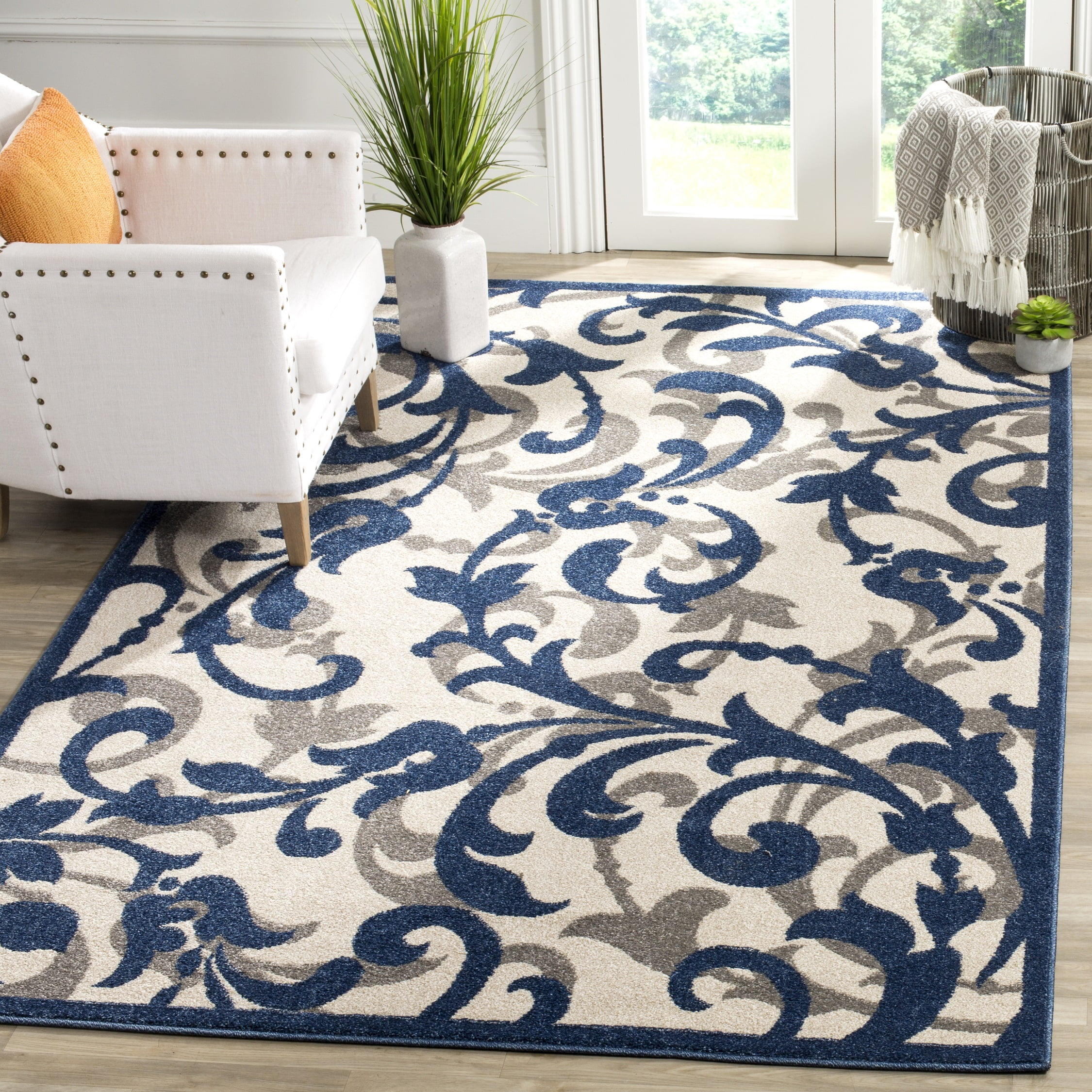 SAFAVIEH Amherst Millard Floral Area Rug, Ivory/Navy, 8' x 10'