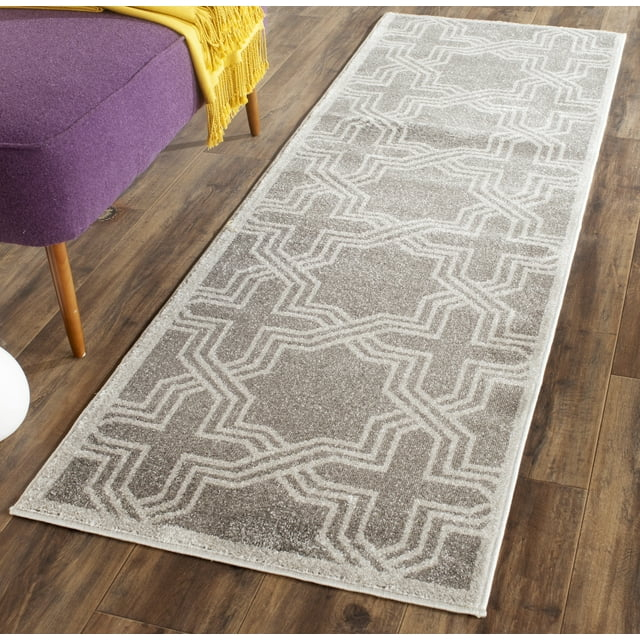 Amherst AMT413 Power Loomed Accent Rug - Grey/Light Grey - 2'6"x4' - Safavieh.