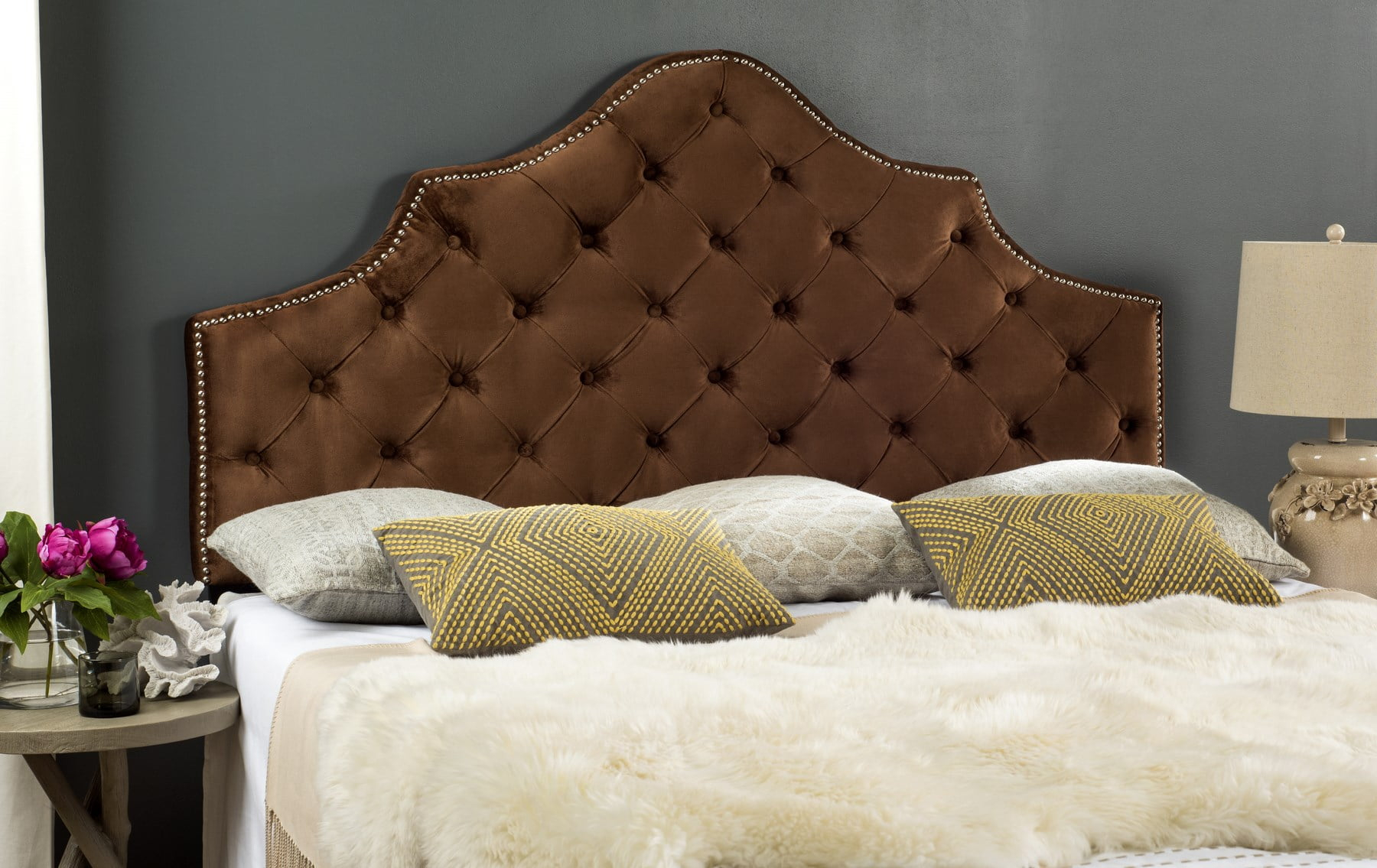 SAFAVIEH Arebelle Rustic Glam Tufted Headboard with Nail Heads, King, Chocolate