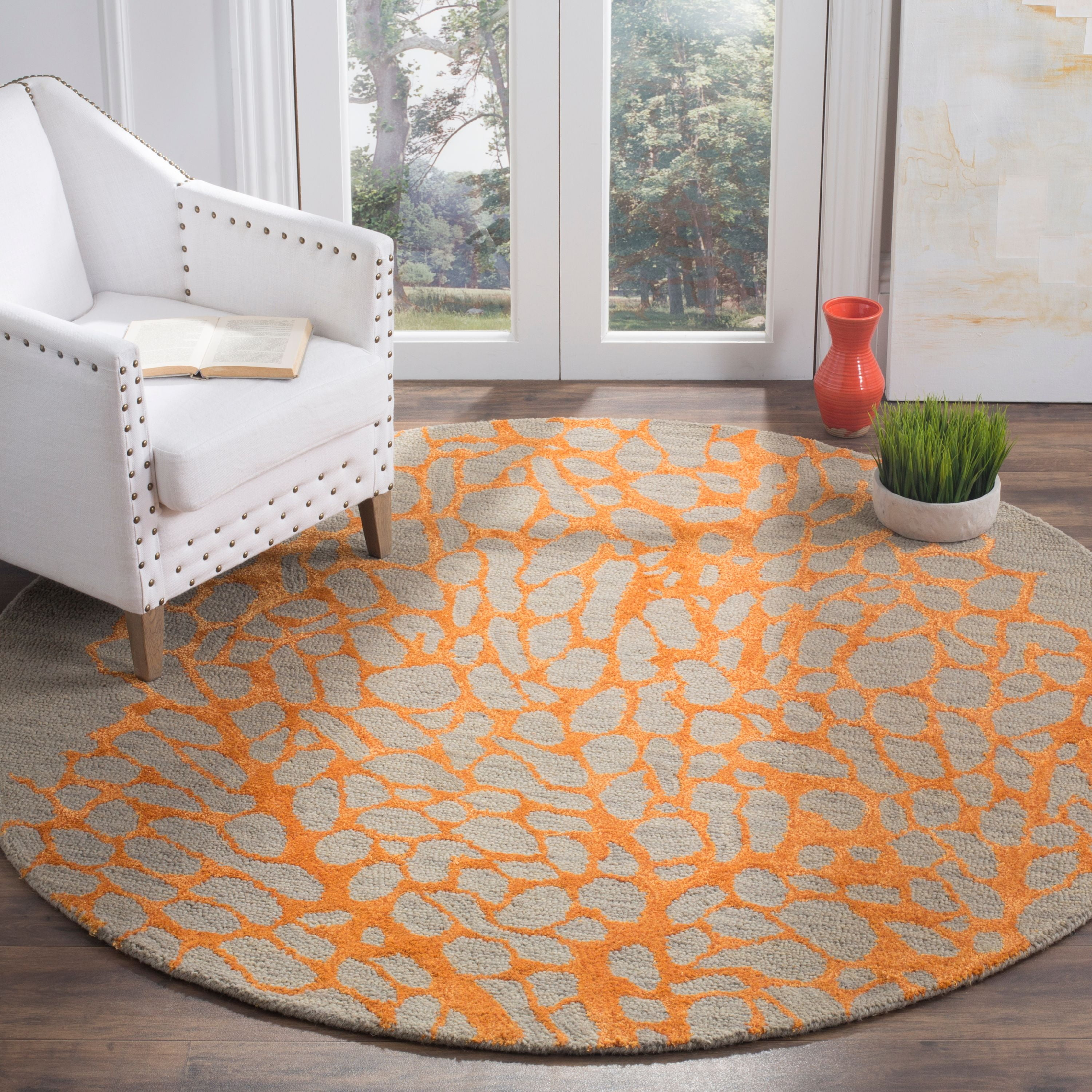 Blossom BLM695 Hand Hooked Indoor Area Rug - Grey/Orange - 6' Round - Safavieh