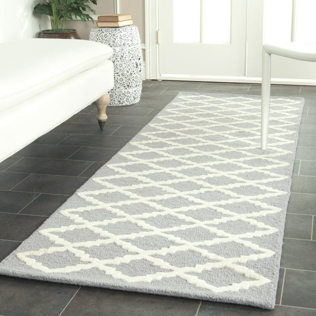 Cambridge CAM137 Hand Tufted Area Rug  - Safavieh