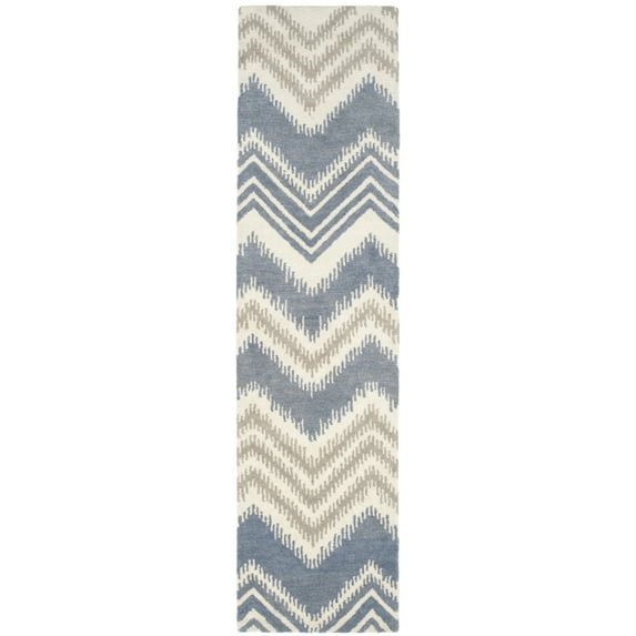 SAFAVIEH Capri Robynne Geometric Chevron Wool Runner Rug, Blue/Ivory, 2'3" x 9'