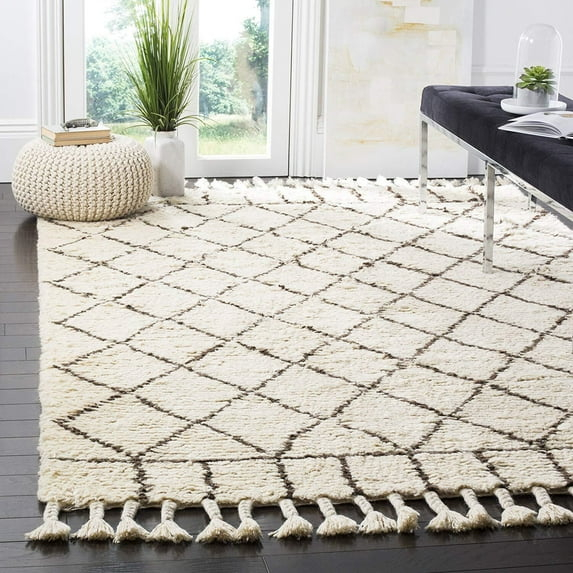 SAFAVIEH Casablanca Branson Aztec Shag Area Rug, Ivory/Brown, 6' x 9'