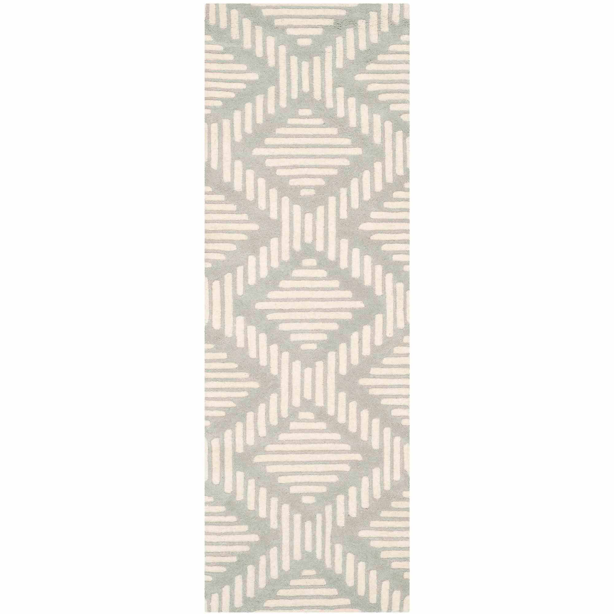 Chatham CHT744 Hand Tufted Area Rug  - Safavieh