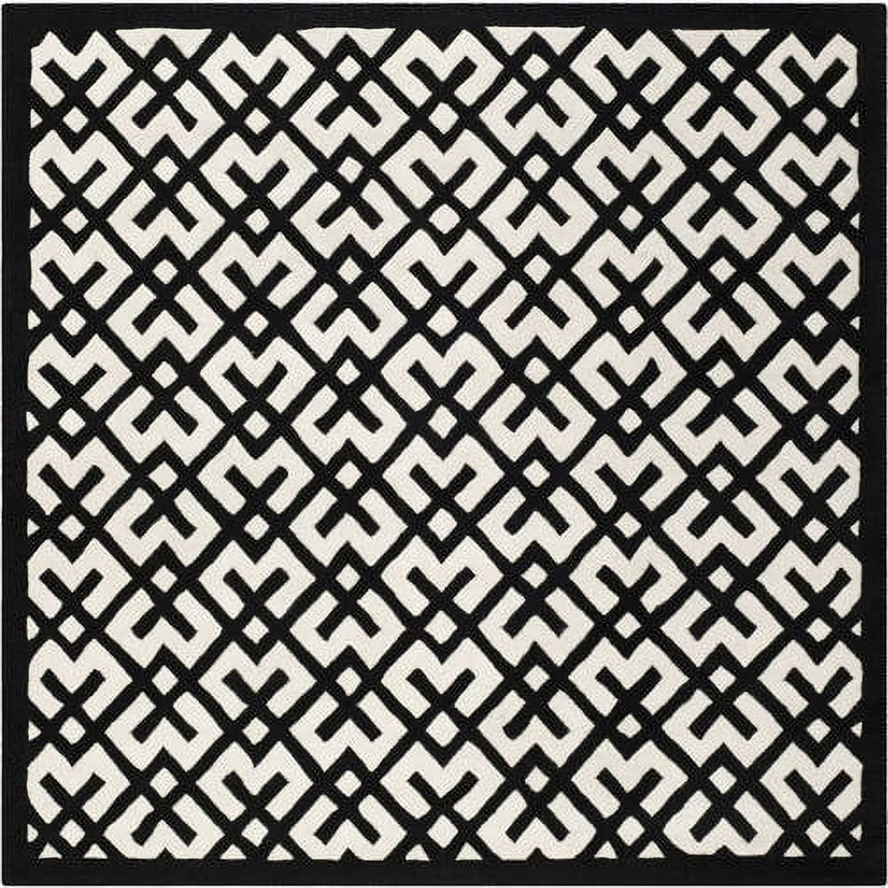 SAFAVIEH Chatham Jackson Geometric Wool Area Rug, Ivory/Black, 7' x 7' Square