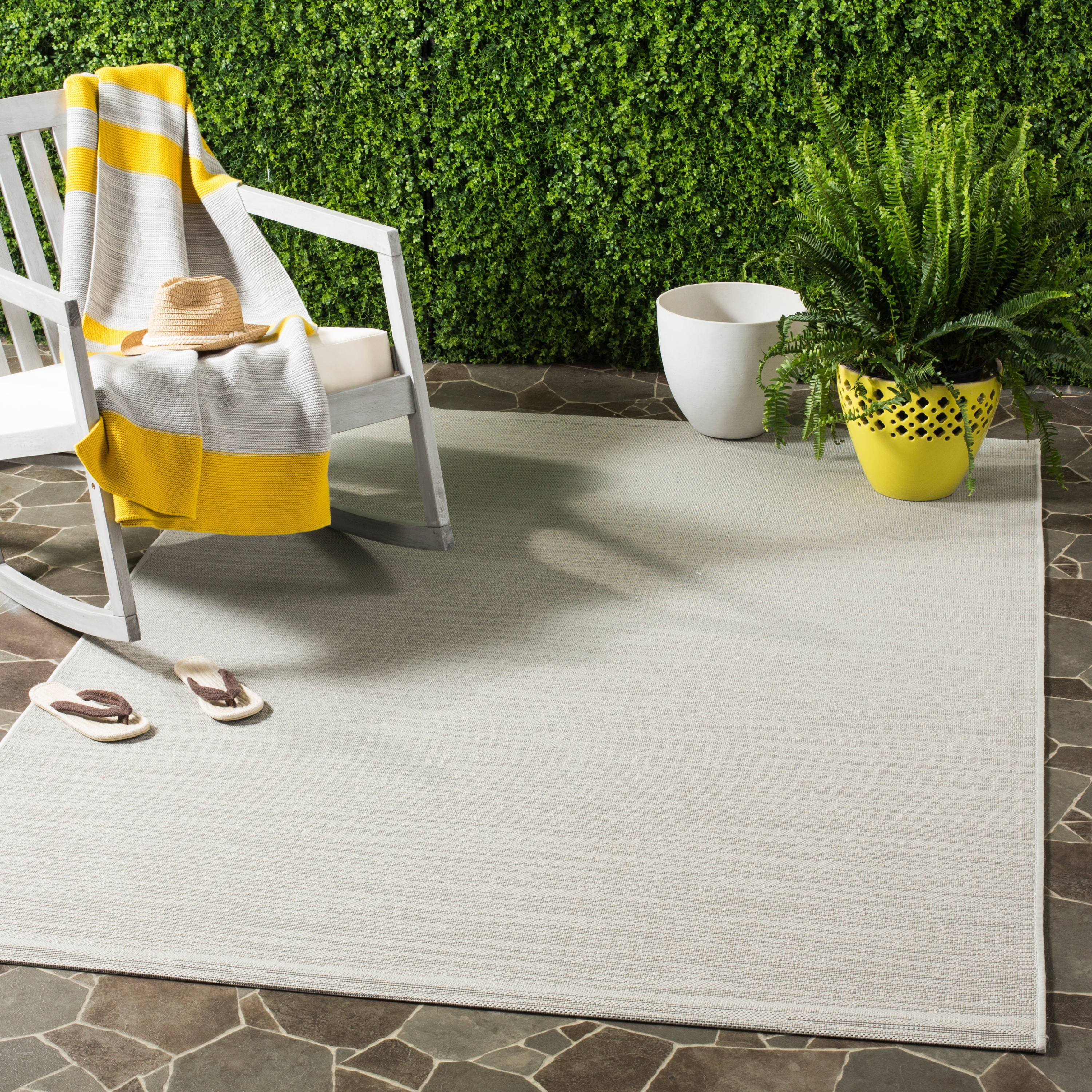 SAFAVIEH Courtyard Alana Contemporary Indoor/Outdoor Area Rug, 4' x 5'7", Light Grey