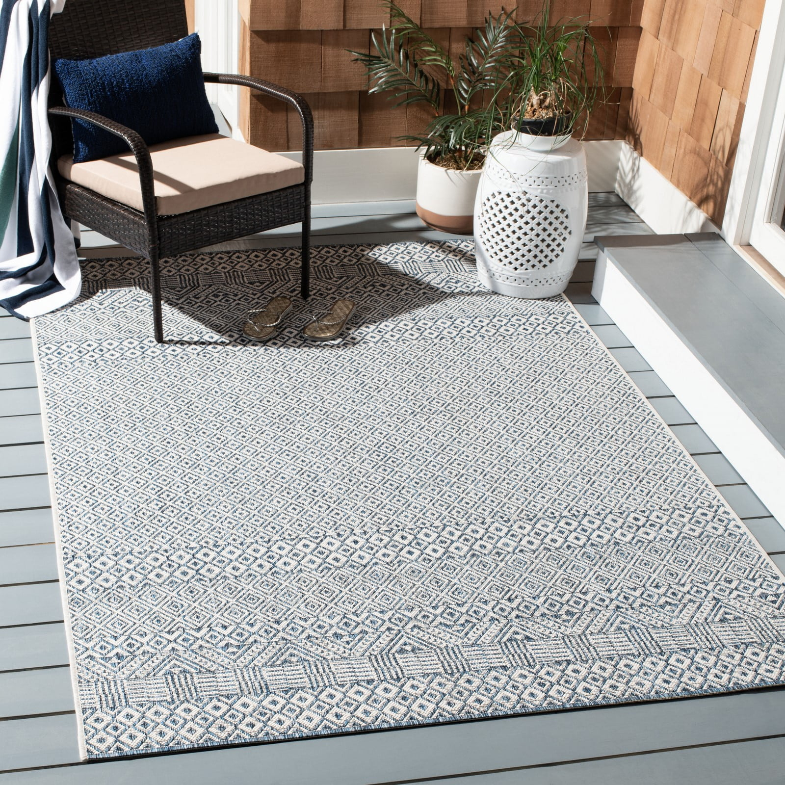 Courtyard CY8235 Power Loomed Indoor and Outdoor Area Rug - Blue/Navy - 4'x5'7" - Safavieh