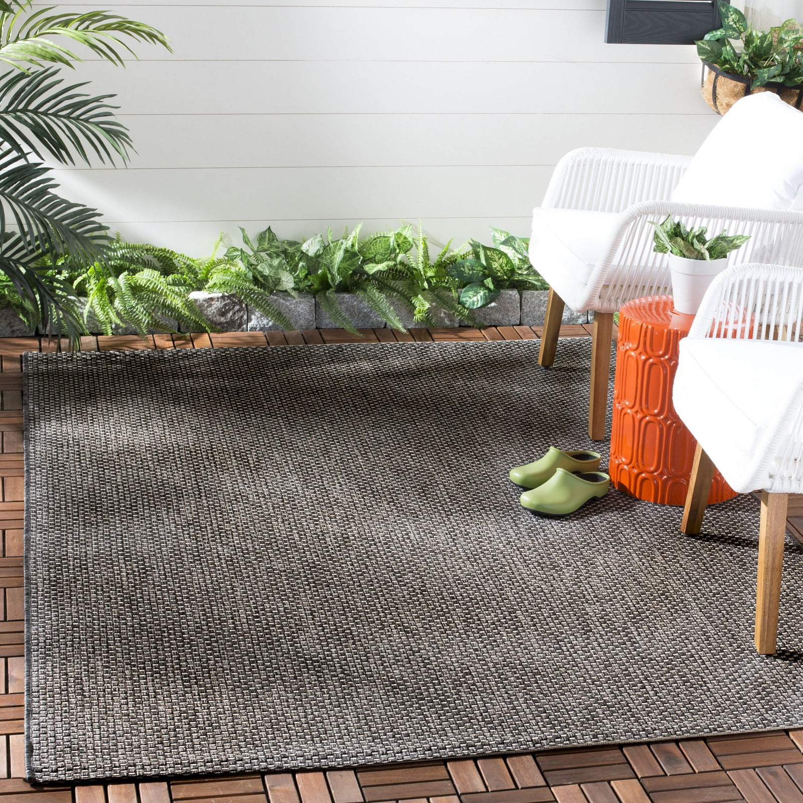 Courtyard CY8521 Power Loomed Indoor/Outdoor Area Rug - Black/Beige - 5'3"x5'3" - Safavieh.