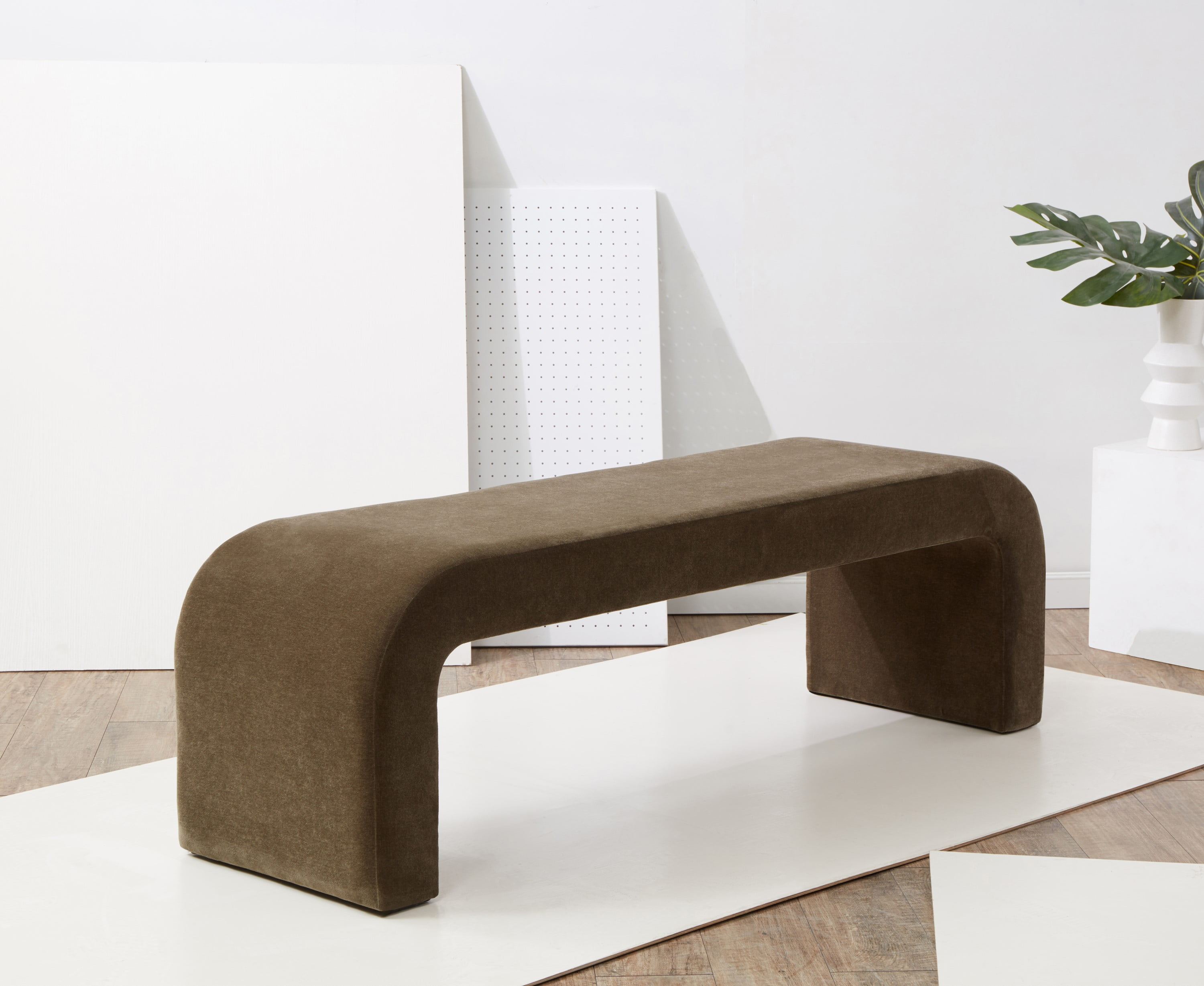 SAFAVIEH Couture Caralynn Solid Velvet Modern Bench, Dark Olive Green