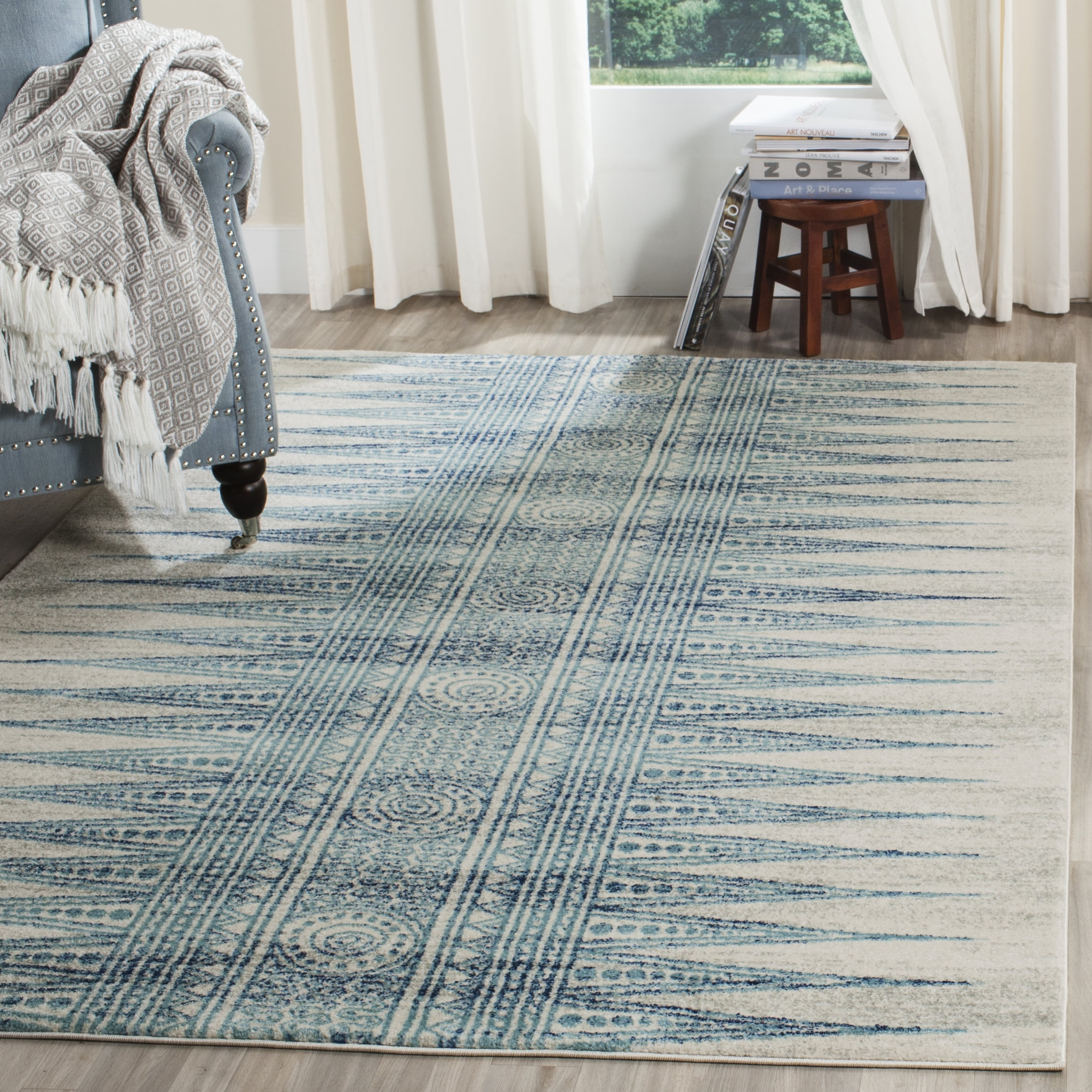 Evoke EVK226 Power Loomed Indoor Area Rug - Ivory/Turquoise - 6'7"x6'7" - Safavieh