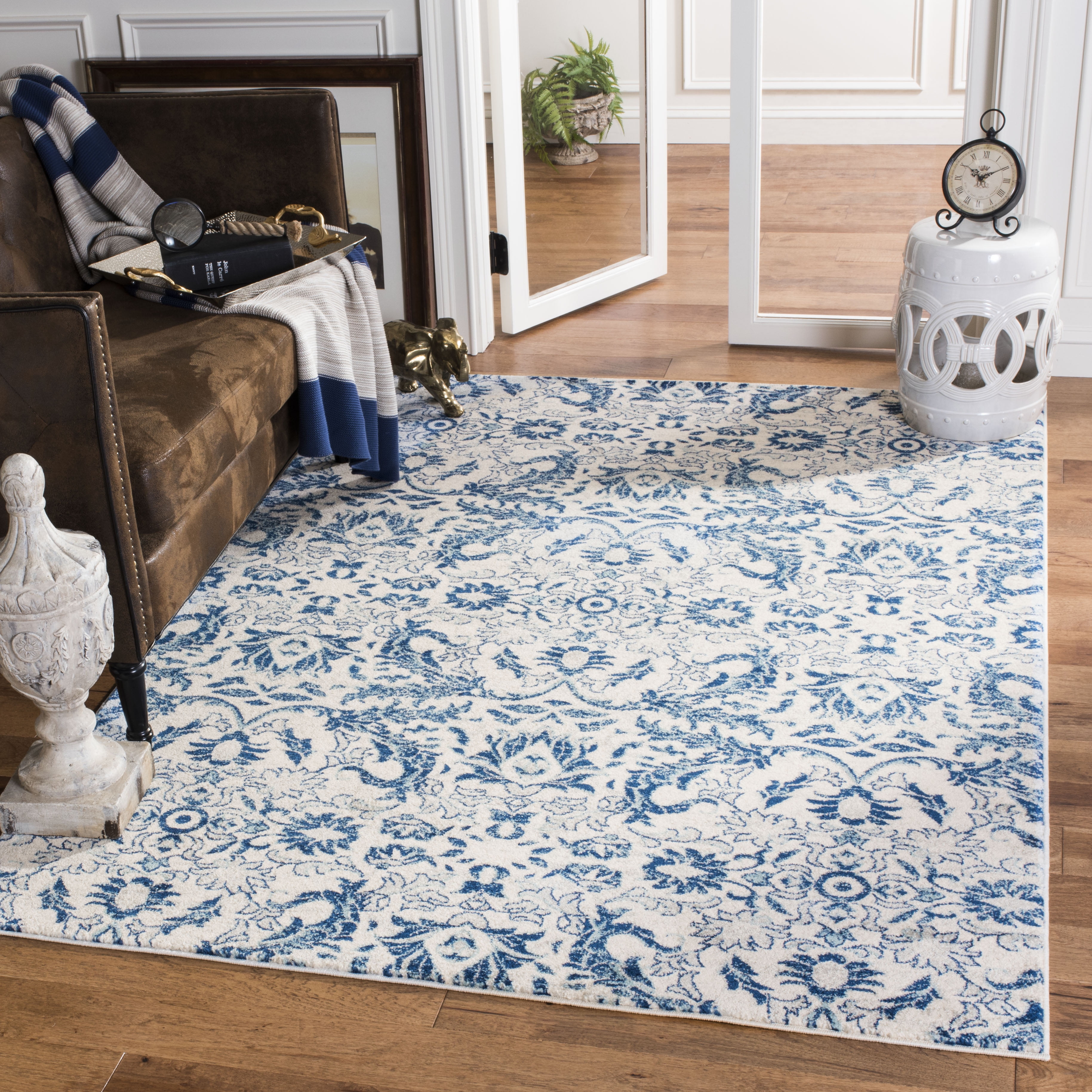 SAFAVIEH Evoke Ksenija Floral Vines Area Rug, Ivory/Blue, 9' x 12'
