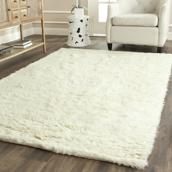 SAFAVIEH Flokati Gisselle Solid Wool Area Rug, Ivory, 6' x 6' Square