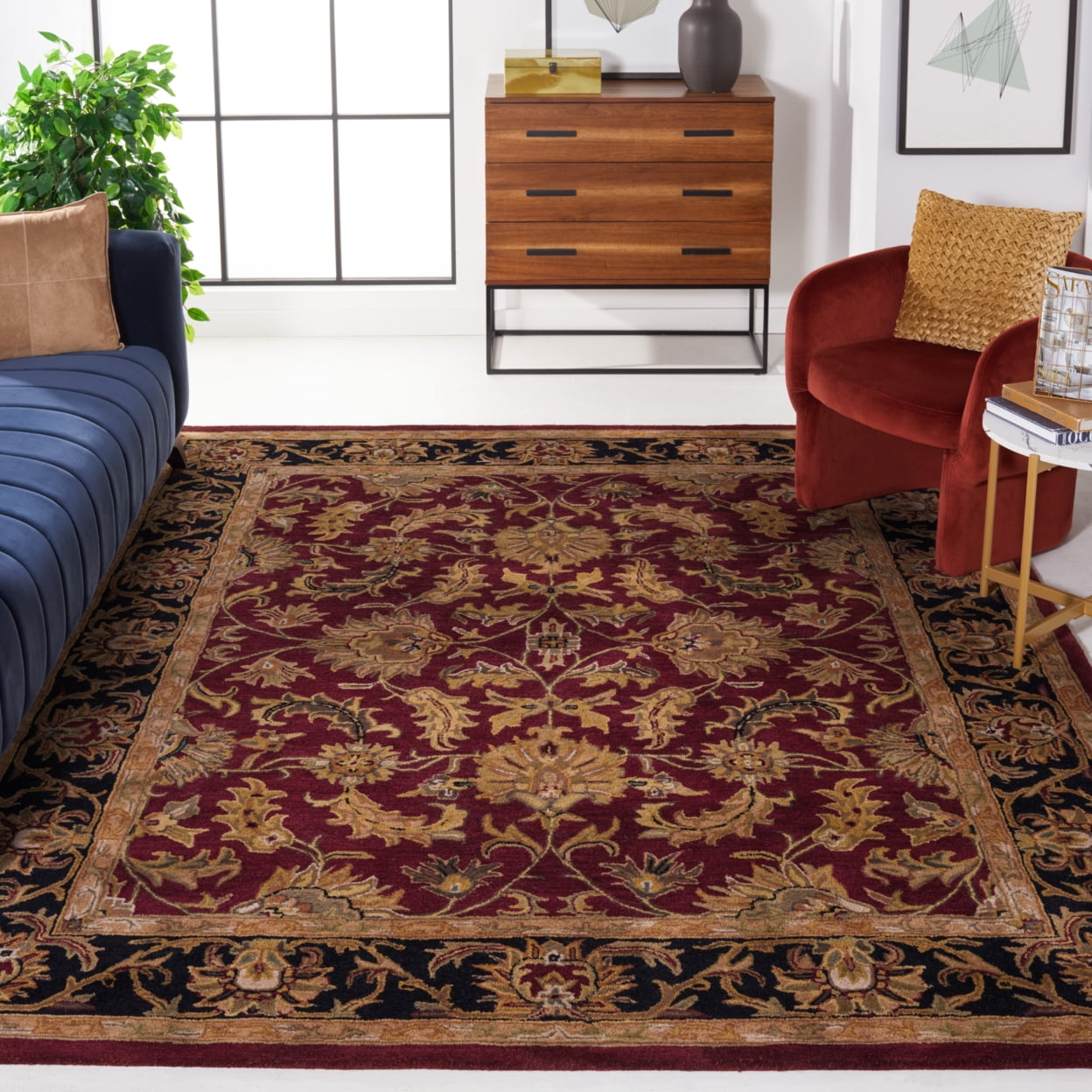 SAFAVIEH Heritage Valery Traditional Wool Area Rug, Red/Black, 11' x 15'