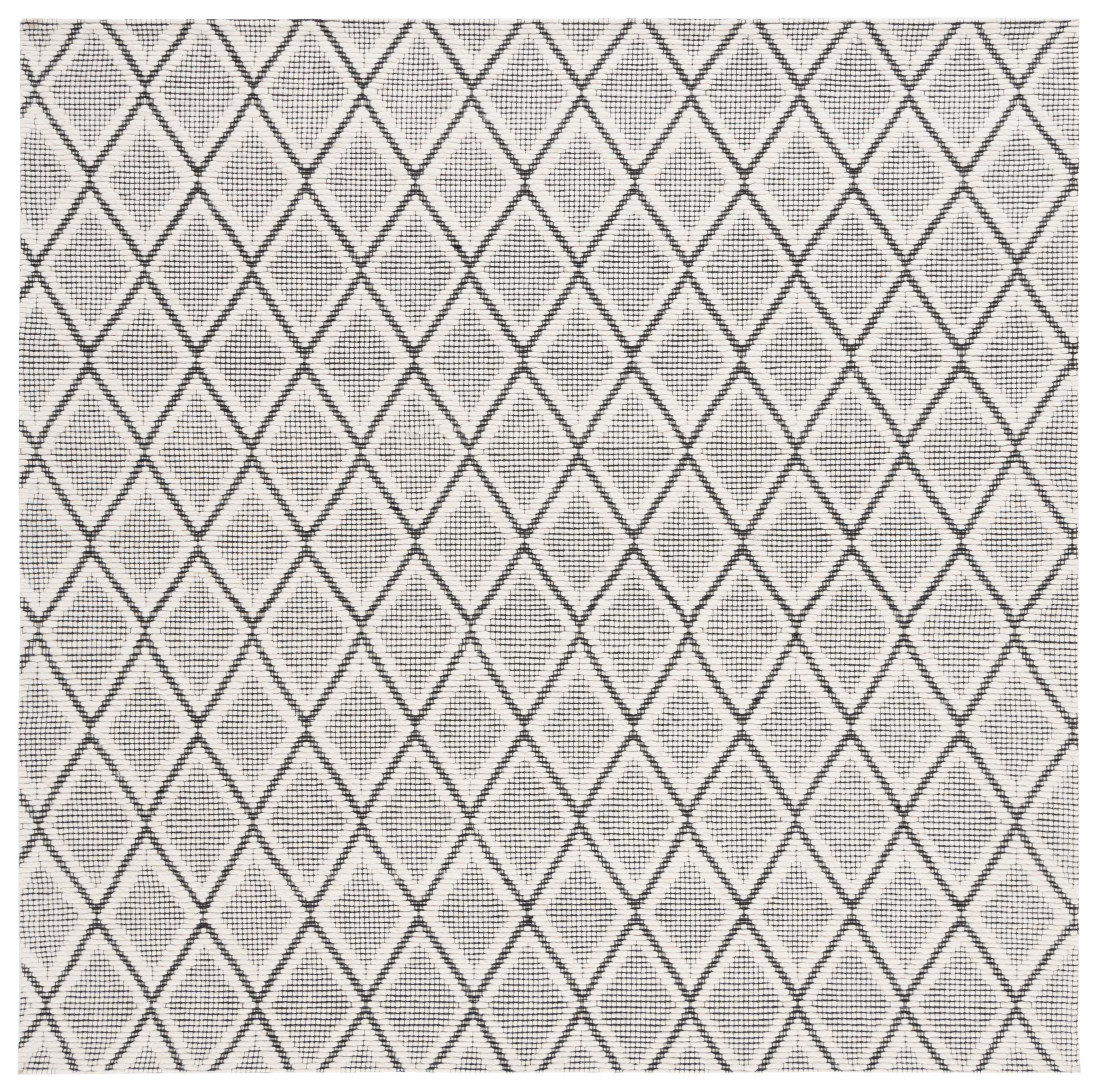 SAFAVIEH Marbella Aniyah Diamond Area Rug, Ivory/Black, 6' x 6' Square