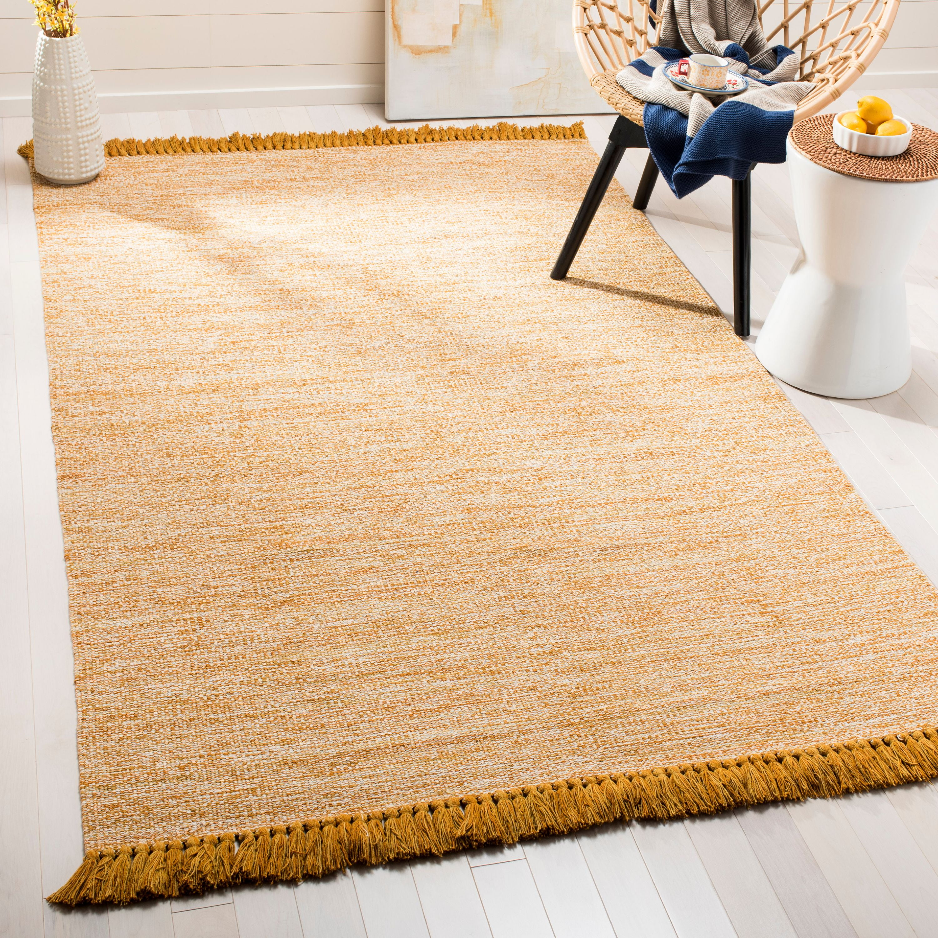Montauk MTK610 Hand Woven Indoor Accent Rug - Gold - 3'x5' - Safavieh.