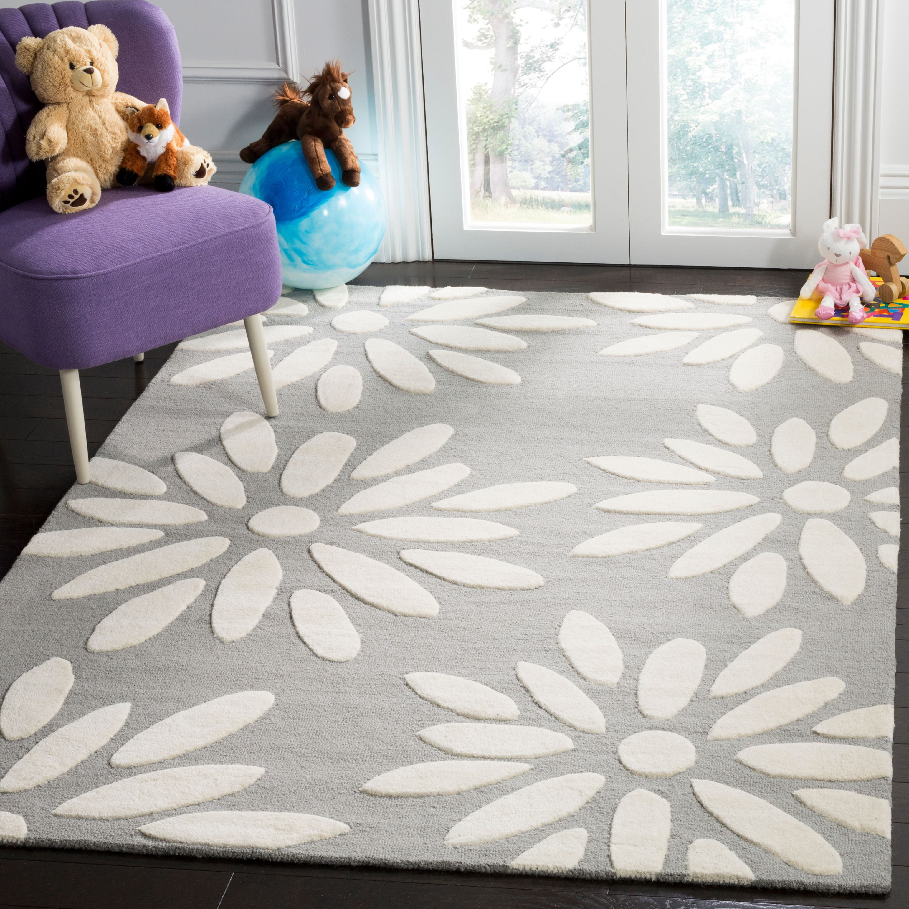 Safavieh Kids Daisy SFK914 Hand Tufted Indoor Area Rug - Grey/Ivory - 5'x5' - Safavieh