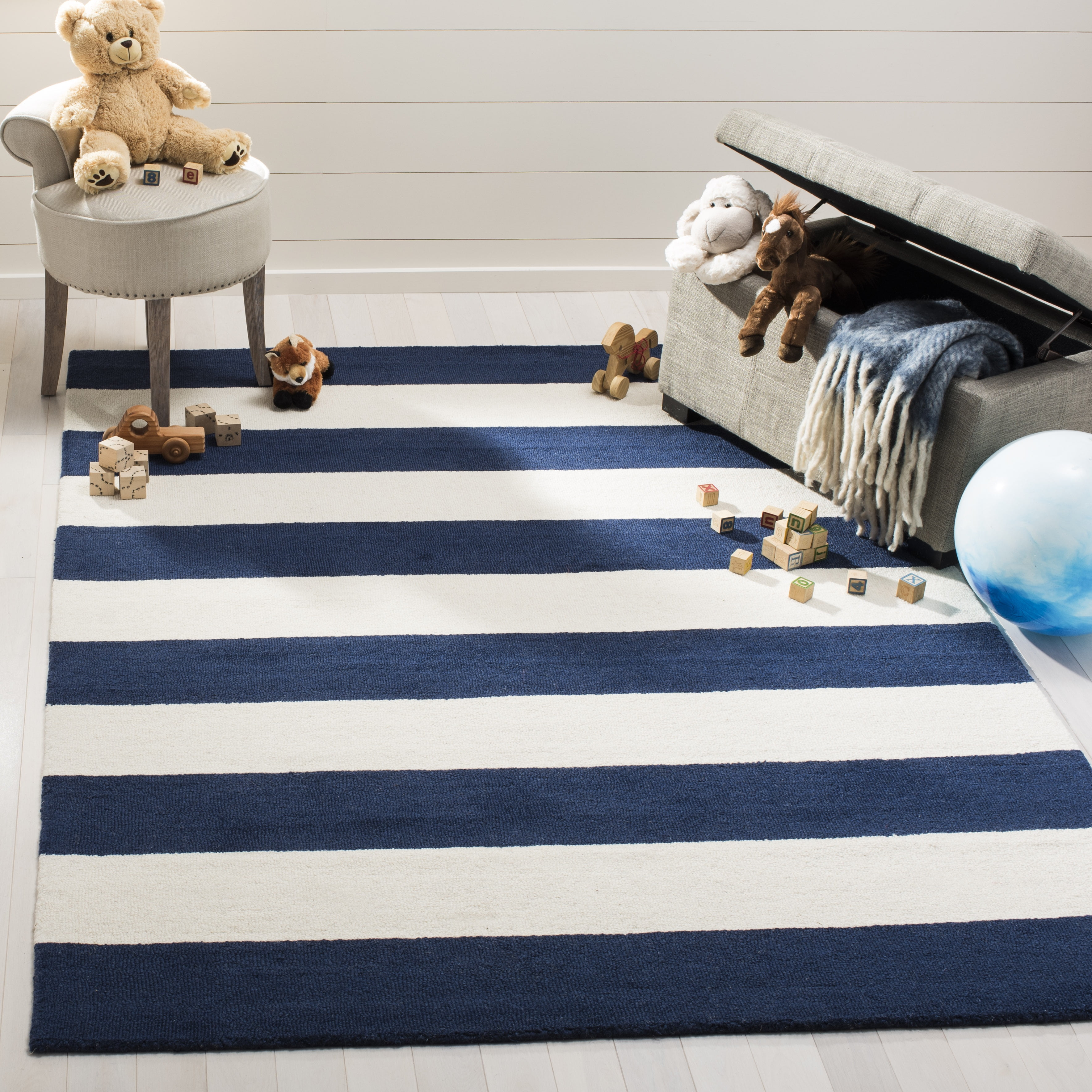 Safavieh Kids Stripe SFK919 Hand Tufted Indoor Area Rug - Navy/Ivory - 5'x5' - Safavieh