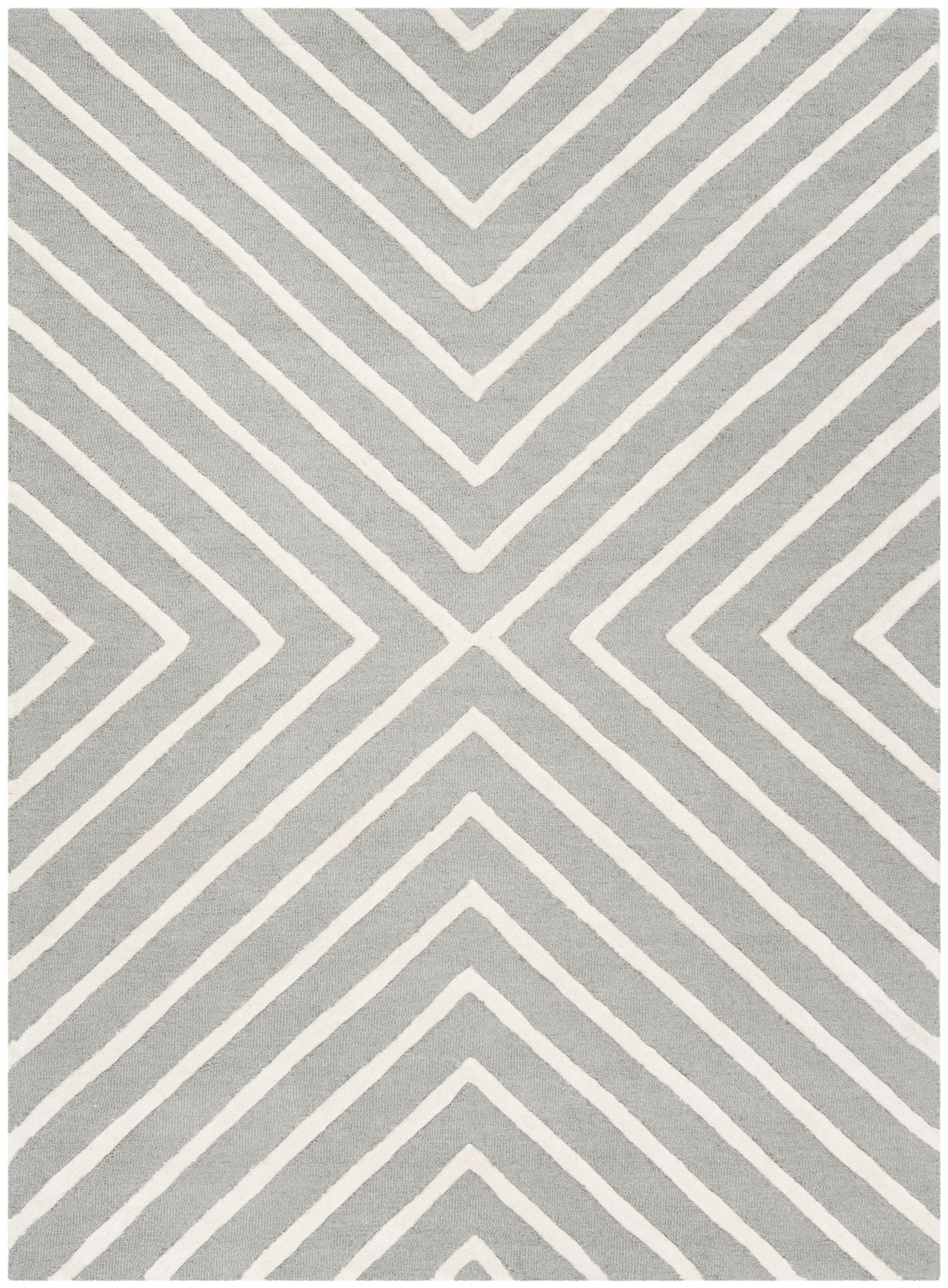 Safavieh Kids SFK920 Hand Tufted Area Rug - Grey/Ivory - 5'x5' - Safavieh.