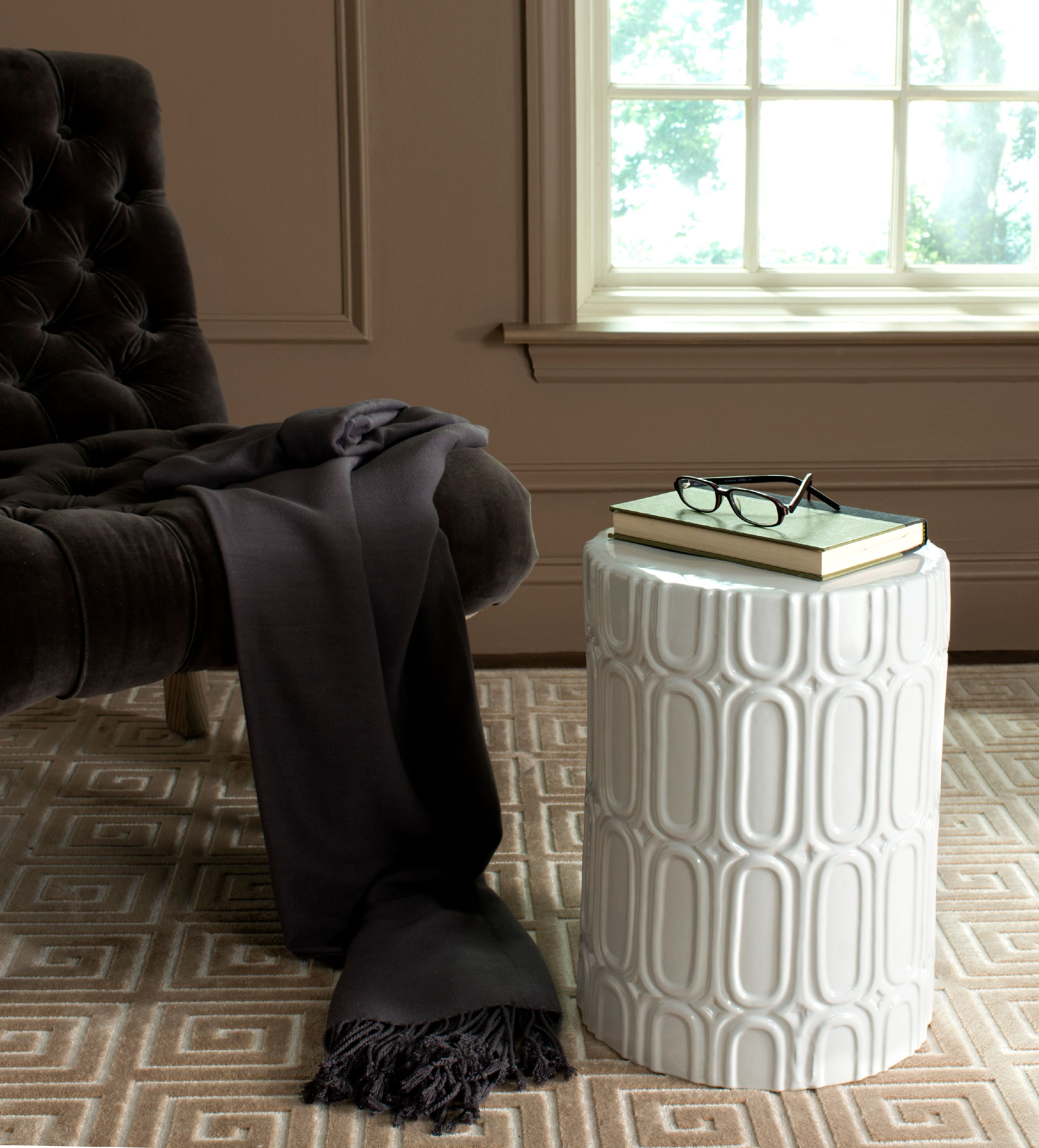 Melody Garden Stool - Indoor/Outdoor - ACS4529 - White - Safavieh