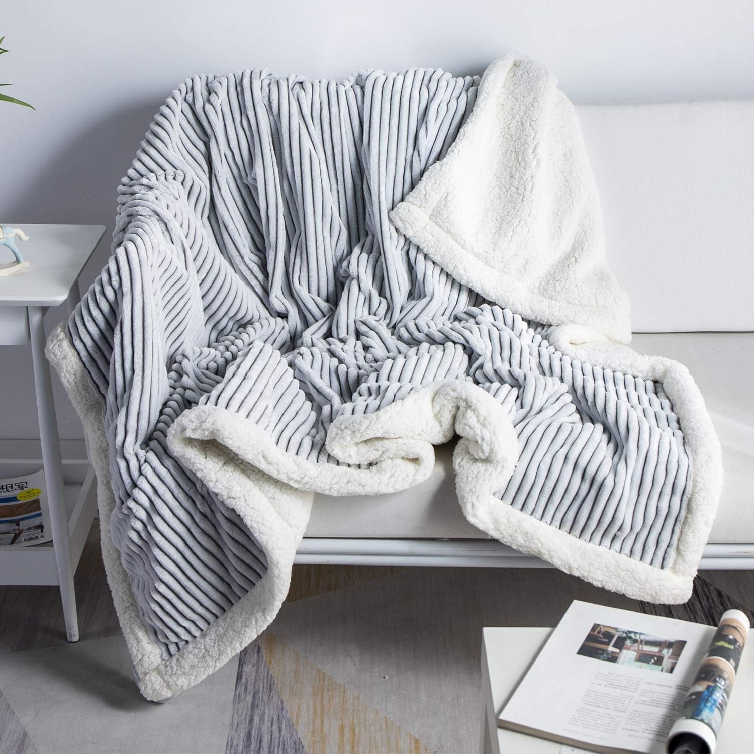 DISSA Sherpa Fleece Blanket Soft Grey and White Throw Blanket Cozy Plush Blankets for Couch Sofa Bed,51"x63"