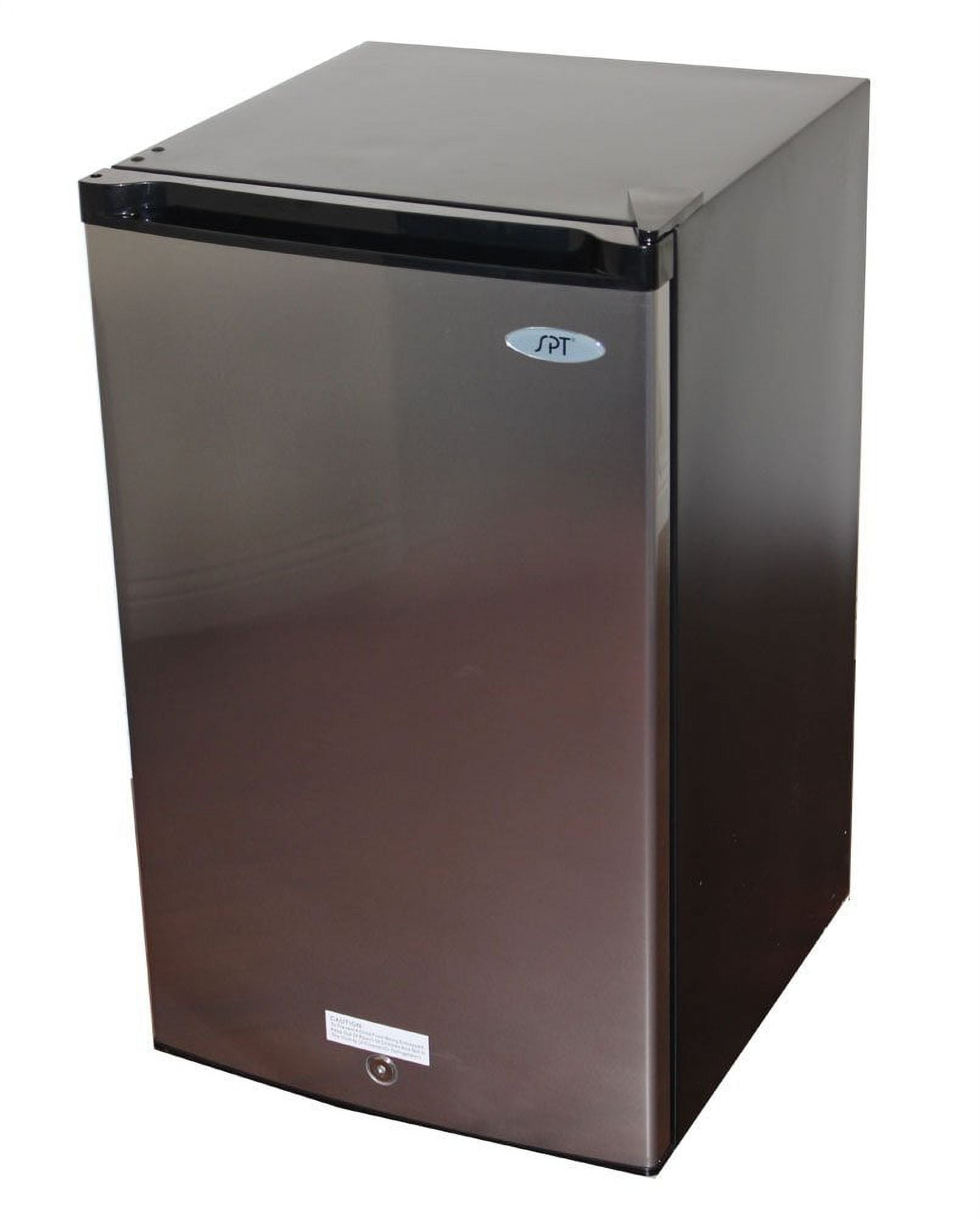 Sunpentown UF-304SSA 33.75 x 19.375 x 21.125 in. Energy Star 3.0 cu. ft. Upright Freezer, Stainless Steel