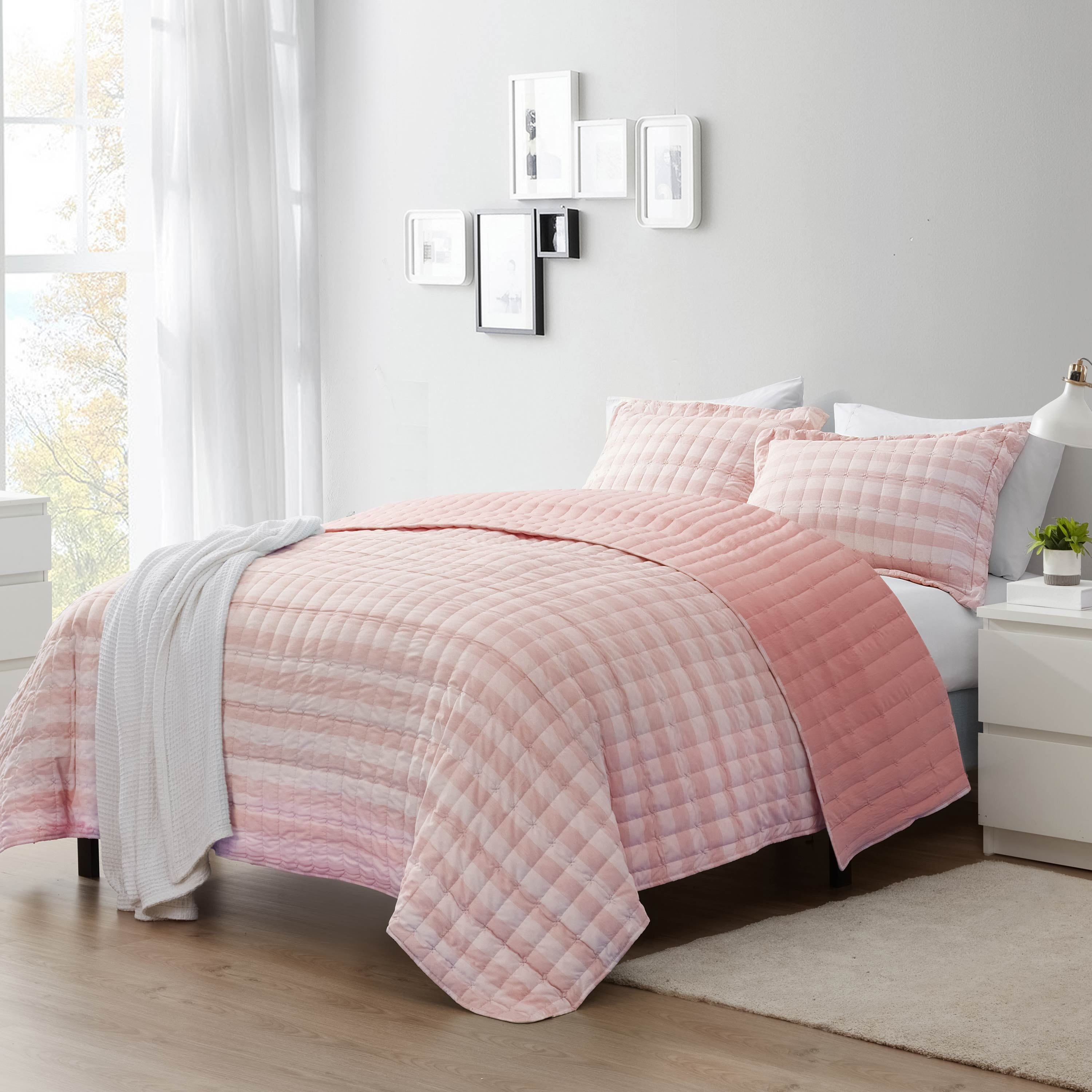 Sweet Home Collection Quilt Set, Twin, Light Burgundy, 2 Piece