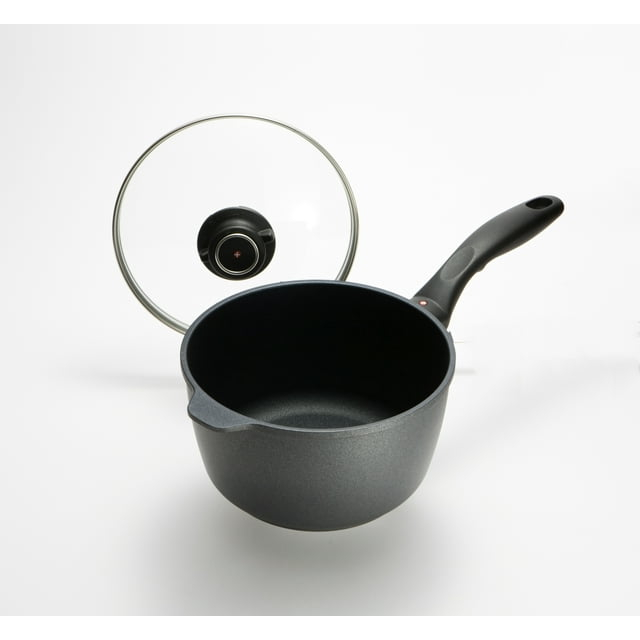 Swiss Diamond 2.2 Quart Saucepan With Lid