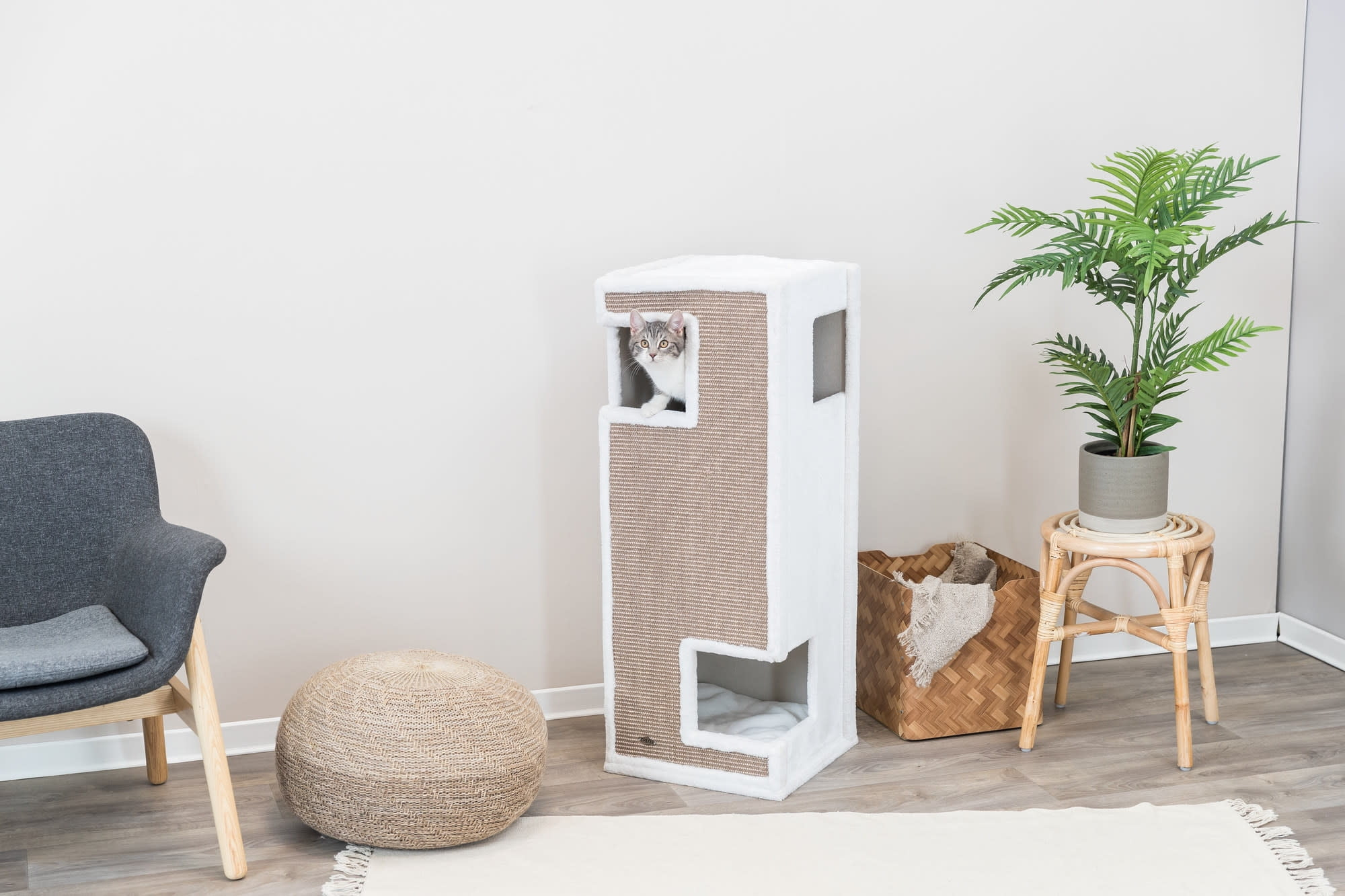 TRIXIE Gerardo Plush & Sisal 3-Story 39.4" Cat Condo Tower with Removable Cushions, Brown-White