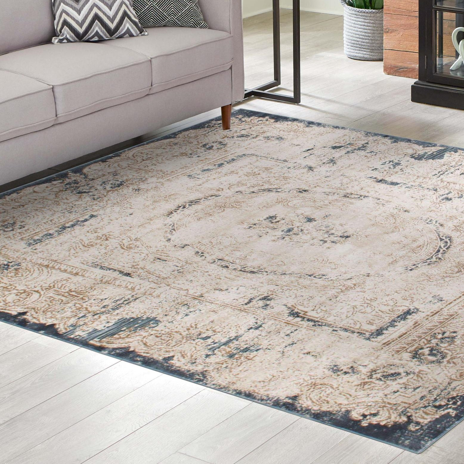 Unique Loom Chateau Collection Area Rug - Adams (7' 1" Square Cream/Brown)