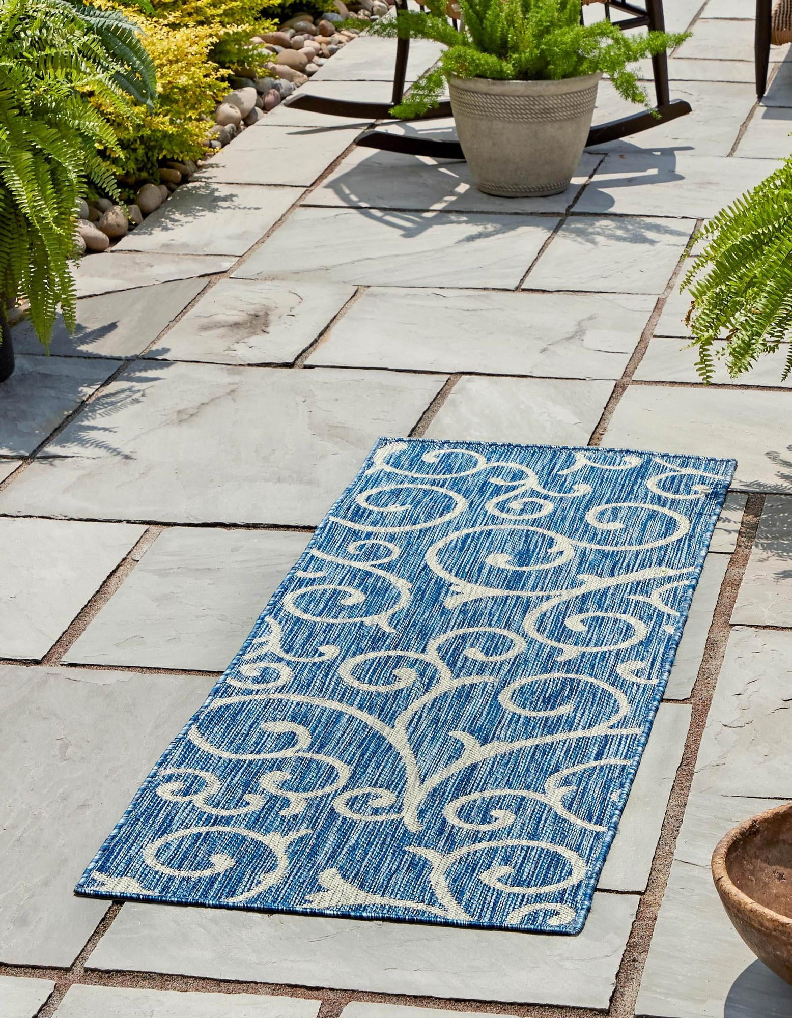 Unique Loom Outdoor Botanical Collection Area Rug - Curl (2' x 6' 1" Runner Blue/Ivory)