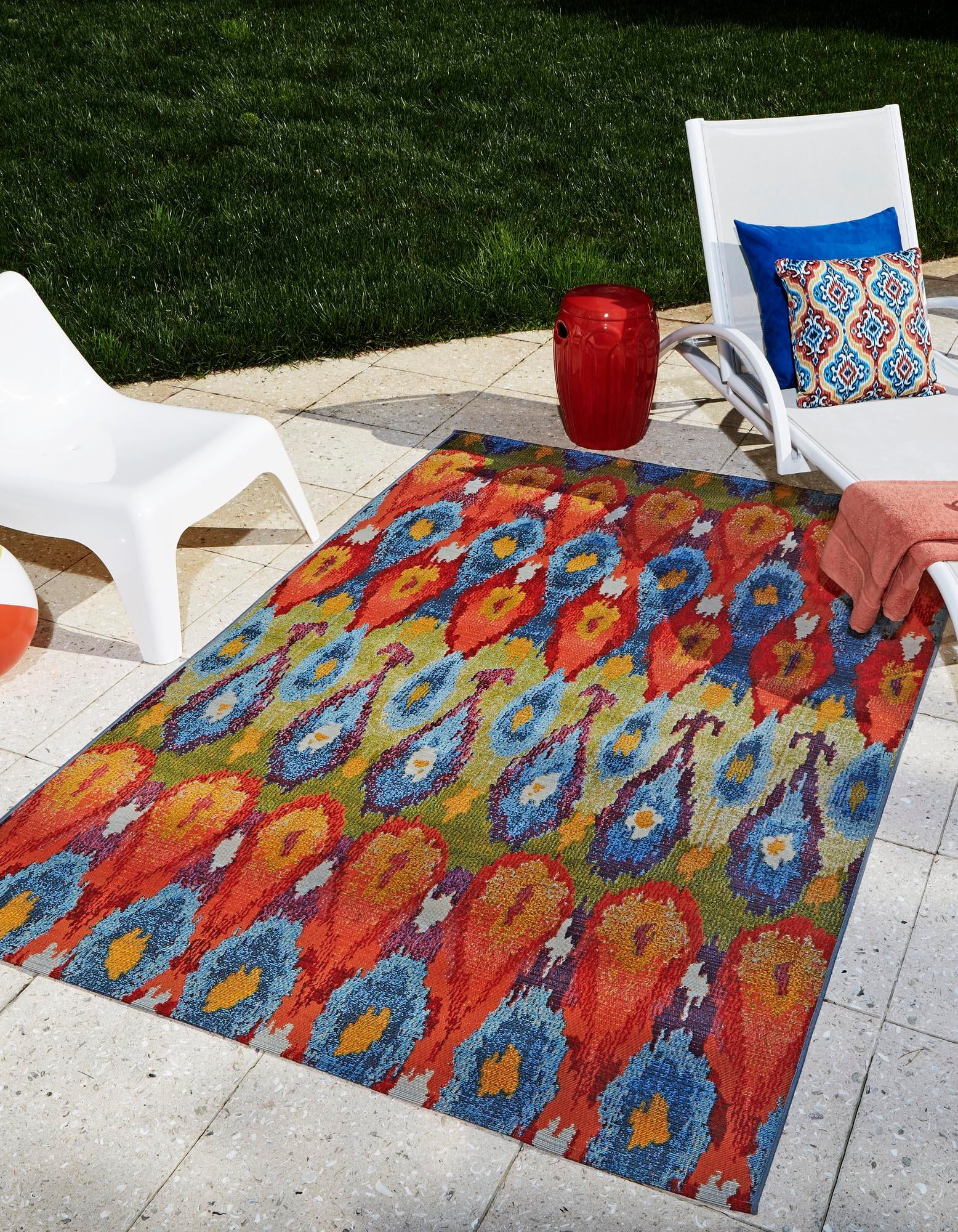 Unique Loom Outdoor Modern Collection Area Rug - Ikat (4' 1" x 6' 1" Rectangle Multi/Burgundy)