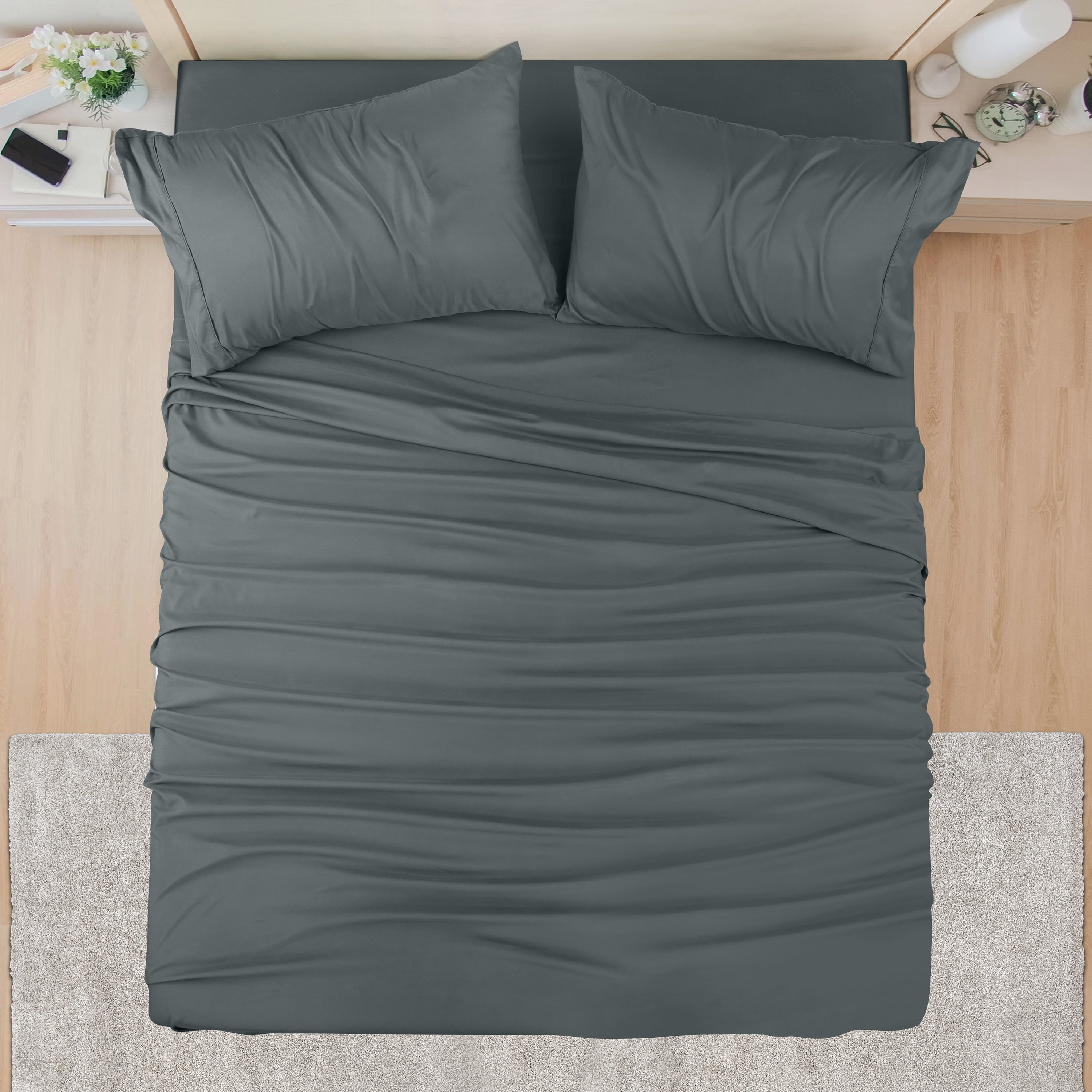 Utopia Bedding Solid 4 Piece Bed Sheets Set For Adults - Microfiber, Fade Resistant (Queen, Grey)
