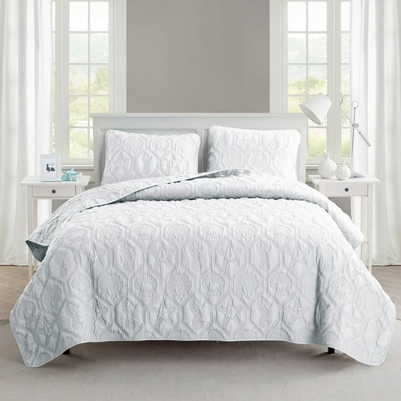 VCNY Home Shore Coastal 3-Piece White Textured Sealife Quilt Set, King, Adult, Unisex
