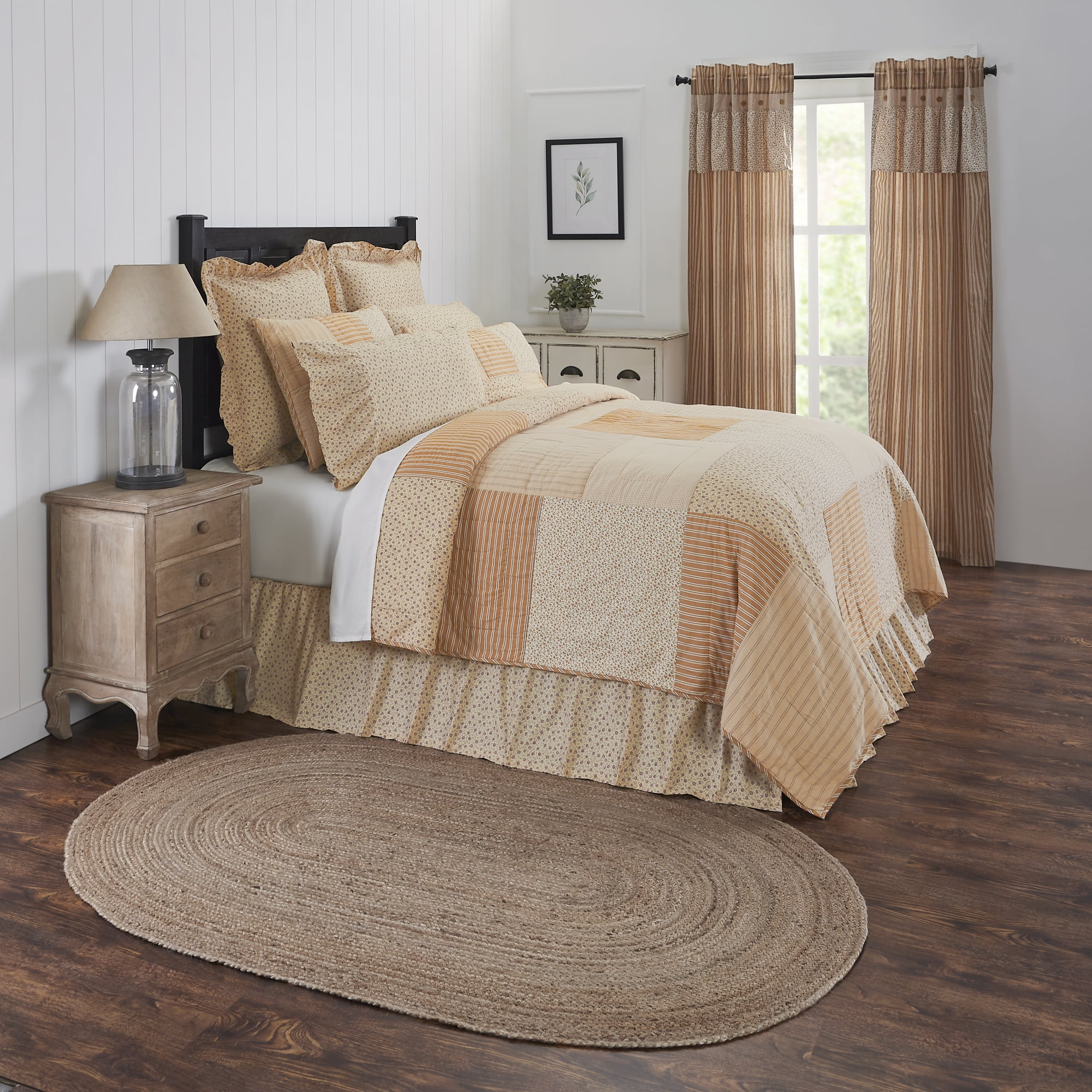VHC Brands Farmhouse / Country Cotton Twill Patchwork Quilt