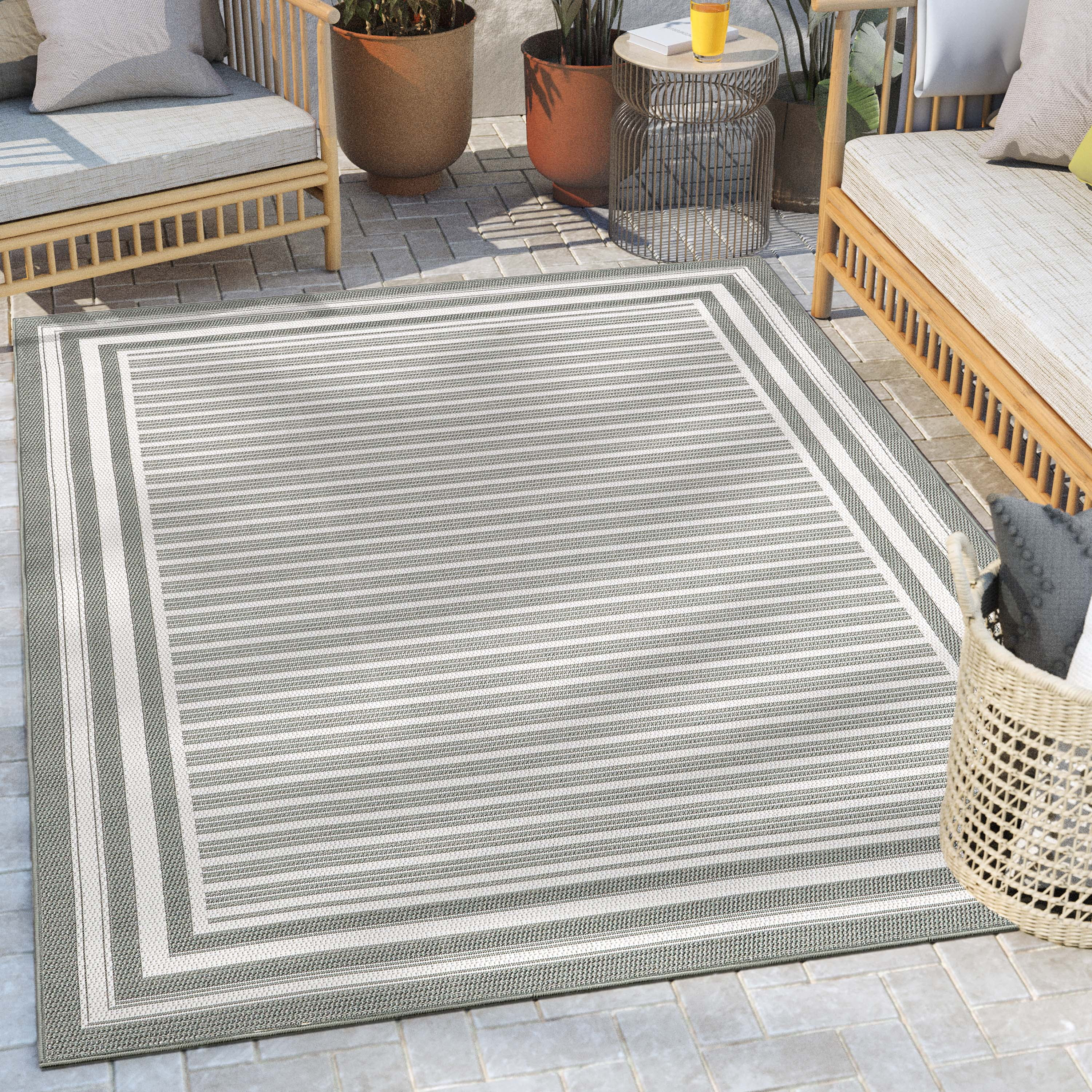 Well Woven Fallon Frankie Modern Stripes Green 5'3" x 7'3" Hi-Lo Indoor/Outdoor Area Rug