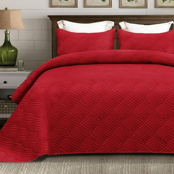 Whale Flotilla Microfiber Queen Size (96x90 inches) Quilt Set Lightweight Ultrasonic Quilted Bedspreads Coverlets Set with Classic Pattern, Red, 3 Piece (1 Quilt, 2 Pillow Shams)