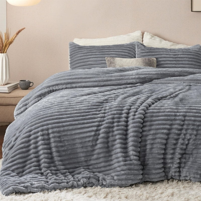 Andency King Size Comforter Set, Light Grey Soft Fluffy Comforter Set King Size, Winter Warm Fleece Faux Fur Bedding Set, Luxury Plush Fuzzy Bed Set 3 Pieces (1 Shaggy Comforter, 2 Pillowcases)
