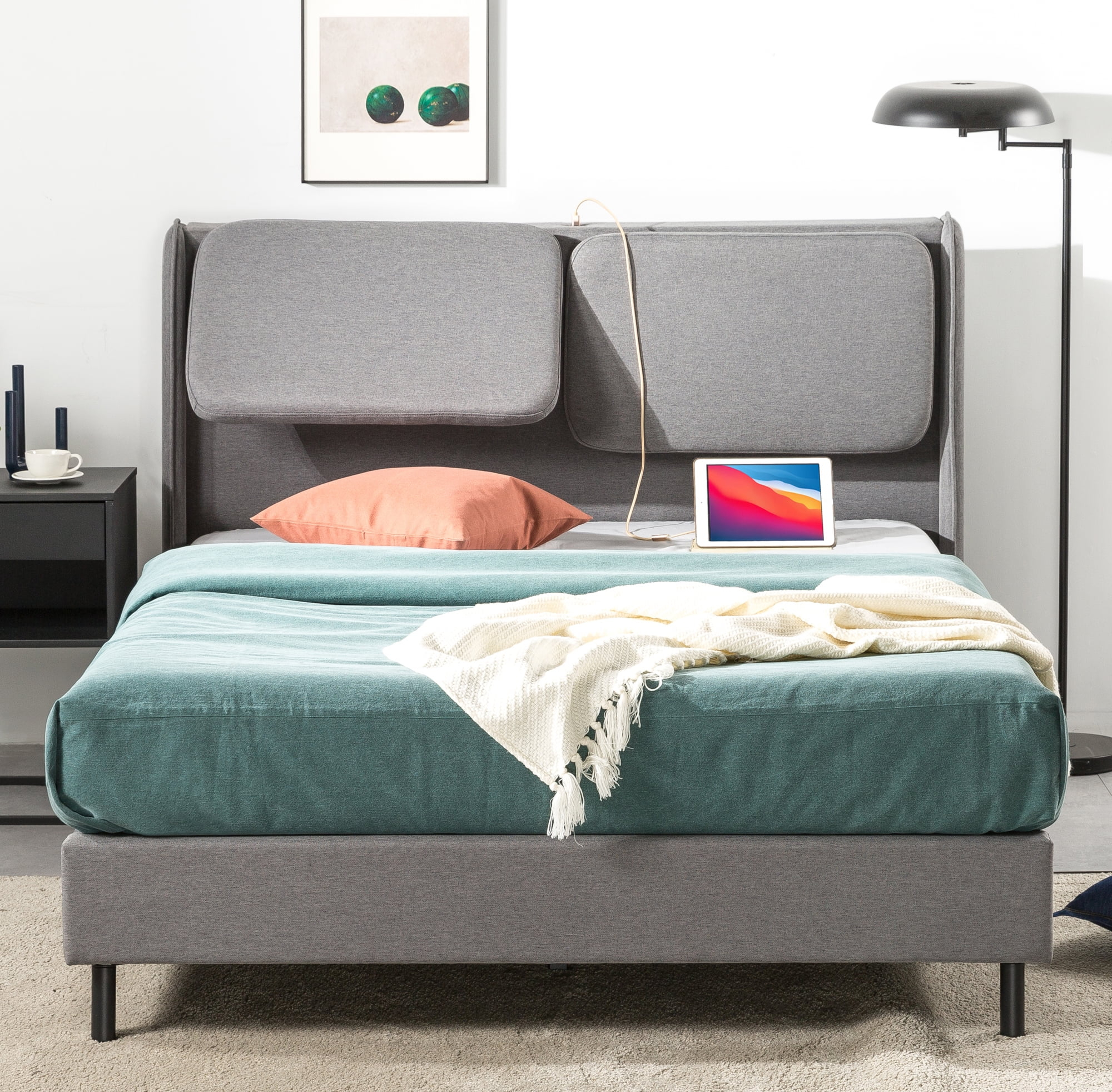 Zinus 41" Avery Platform Bed, Reclining Fabric Headboard and USB Ports, Grey, Full