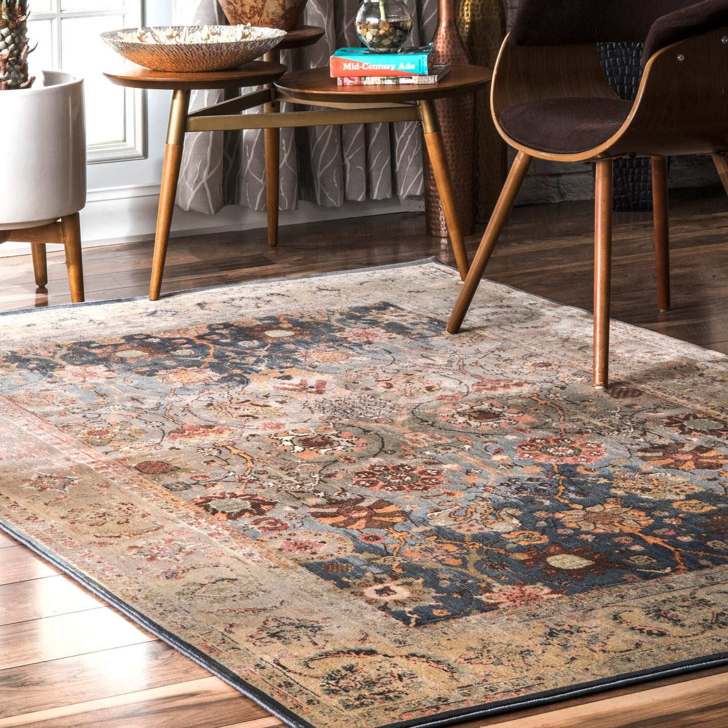 nuLOOM Betsy Traditional Floral Area Rug, 7' 10" x 11' 2", Blue