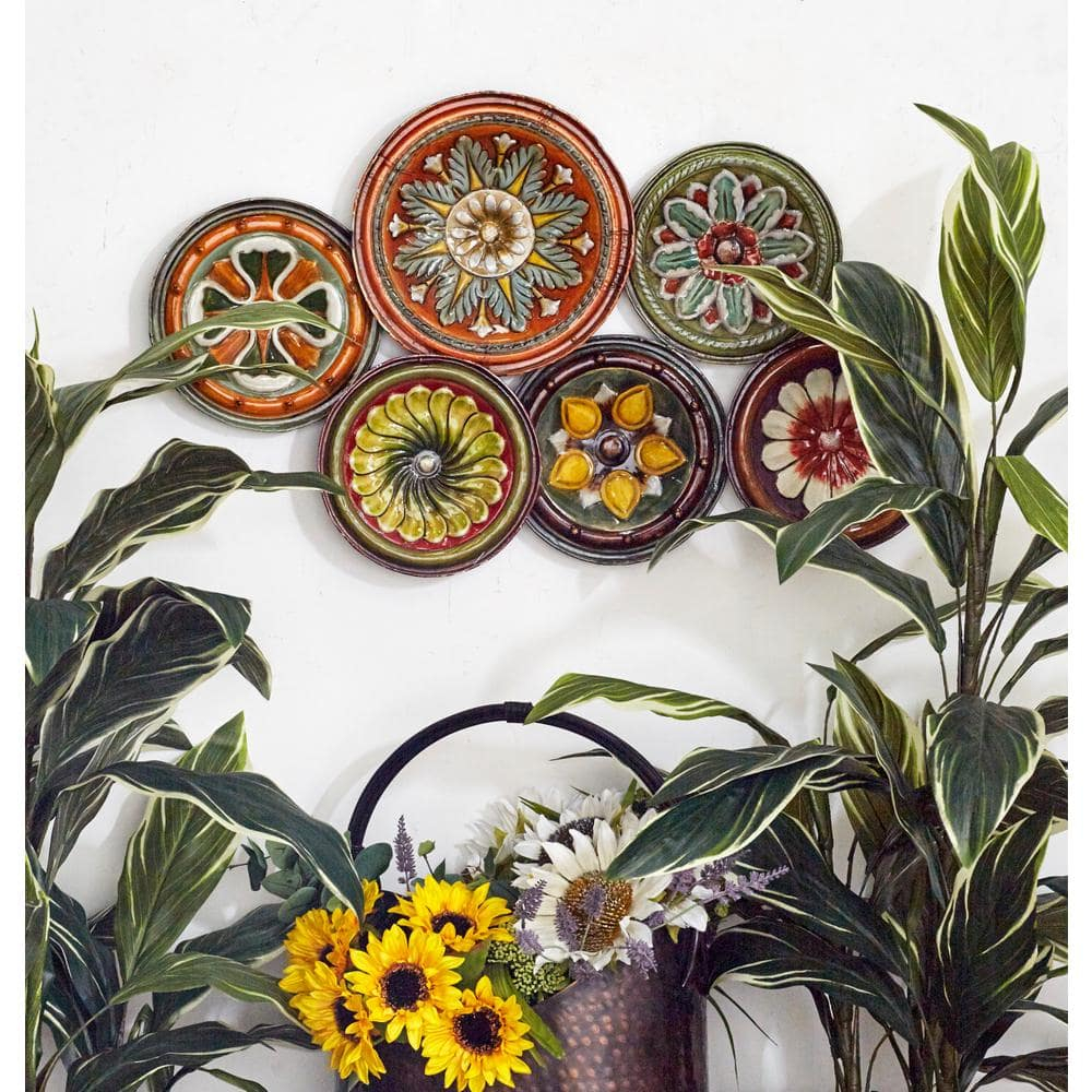 DecMode Rustic Metal Multi Colored Round Plates with Flower Petal Design Wall Decor, 31"W x 19"H