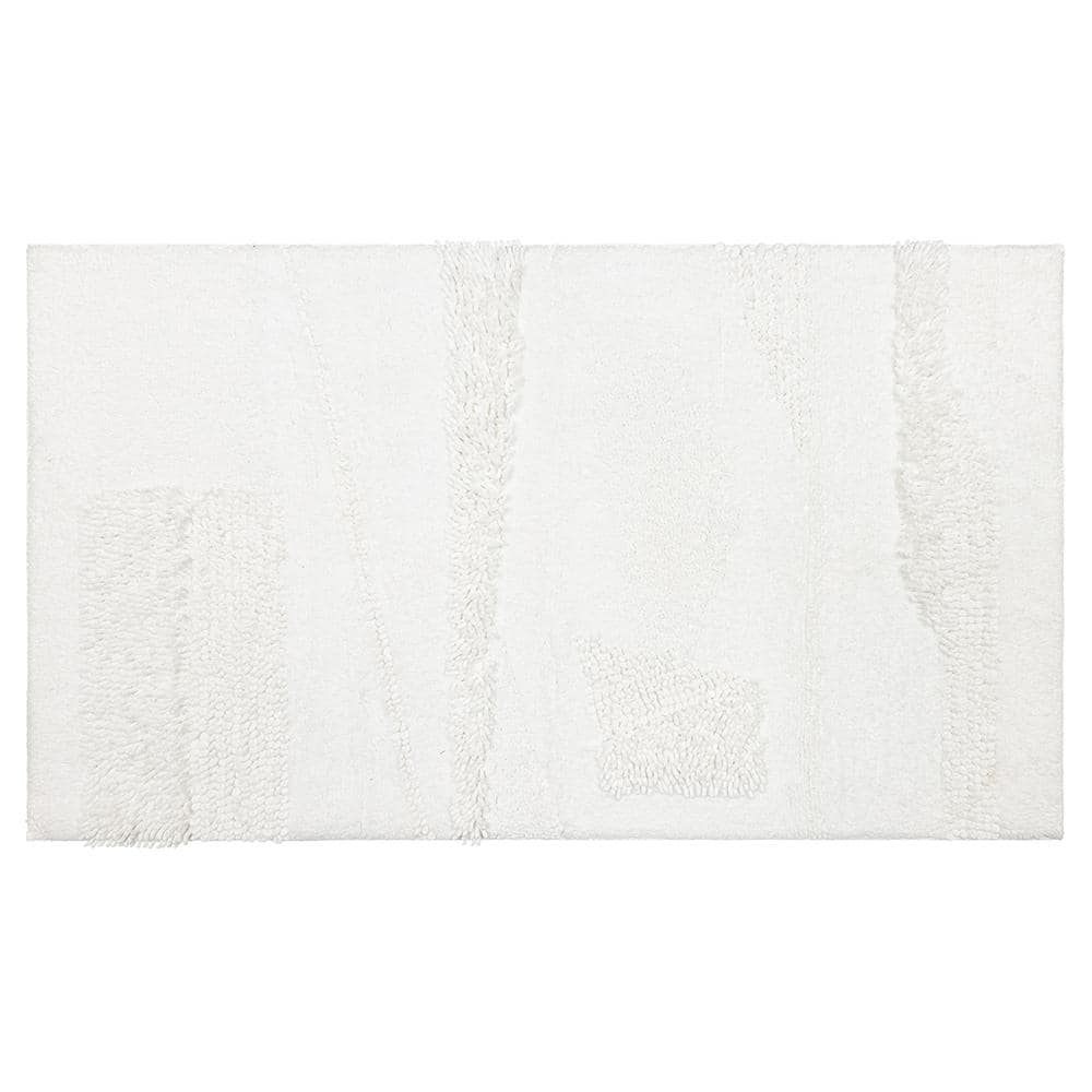 Arctic White Cotton Geometric Bath Mat 21" x 34"