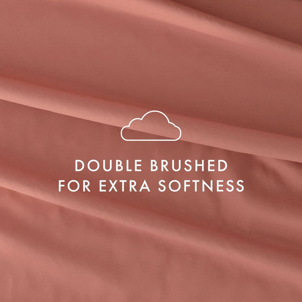 Noble Linens 4 Piece Solid Microfiber Bed Sheet Set, Clay, Queen