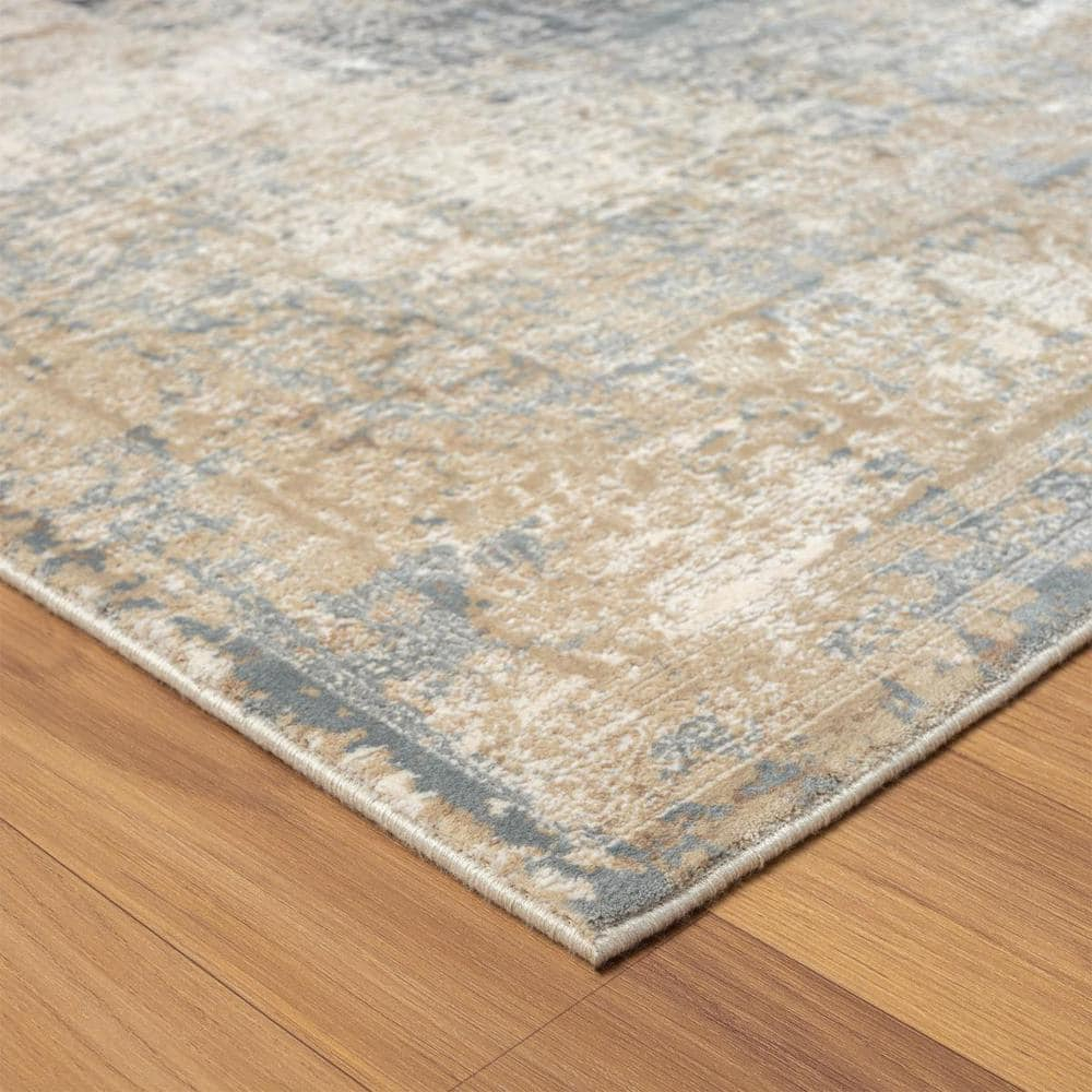HomeRoots 4' X 6' Beige And Gray Medallion Area Rug
